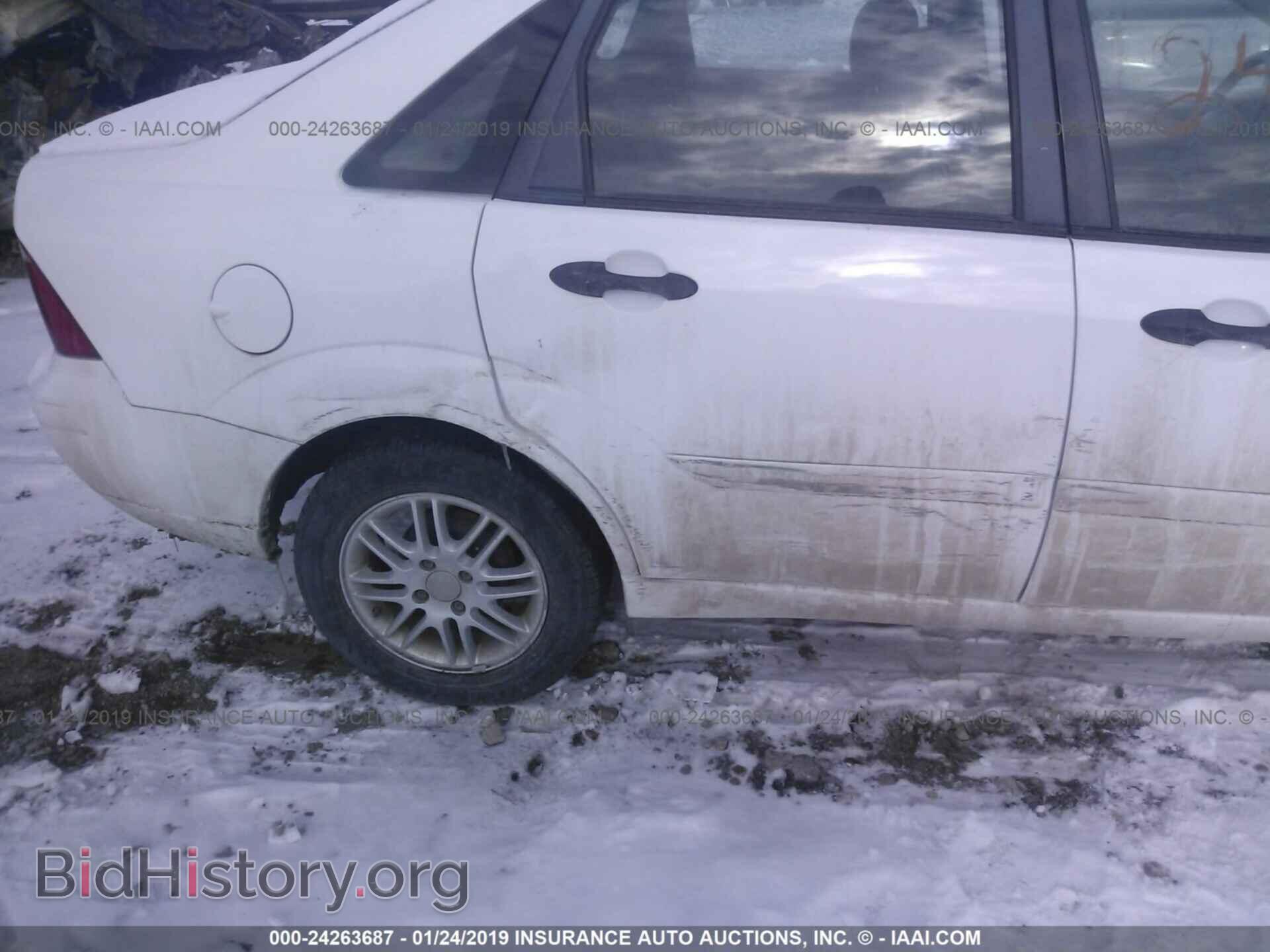 2007 FORD FOCUS - VIN: 1FAHP34N27W264100 - Photo 6