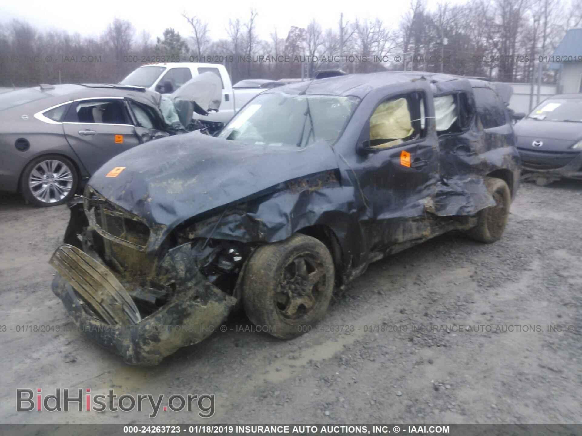 2011 CHEVROLET HHR - VIN: 3GNBABFW2BS617819 - Фото 2