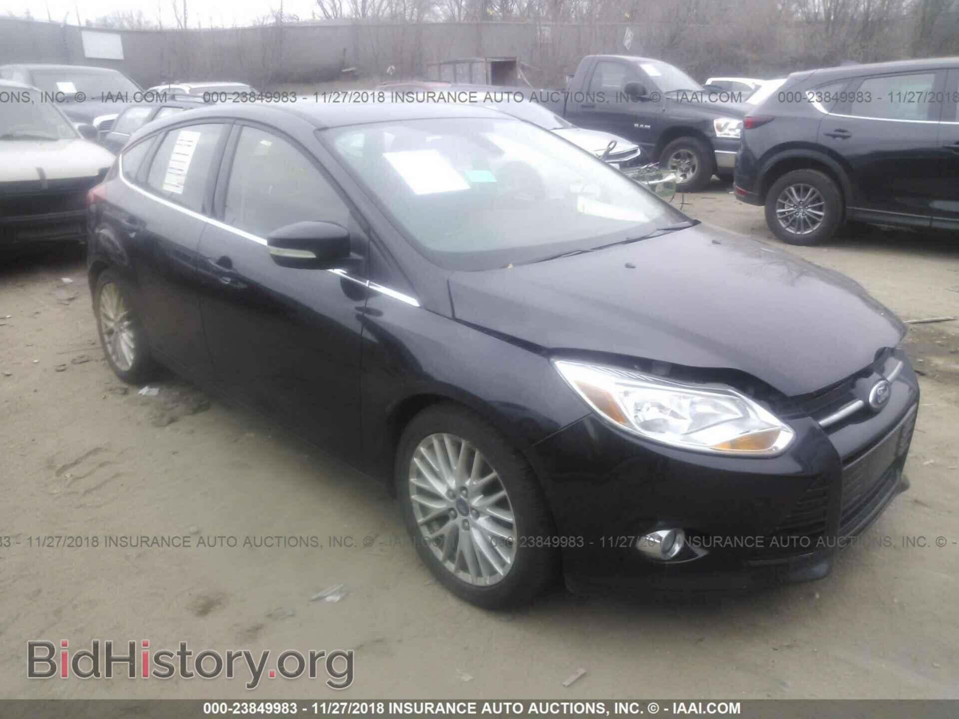 Photo 1FAHP3M26CL355873 - FORD FOCUS 2012
