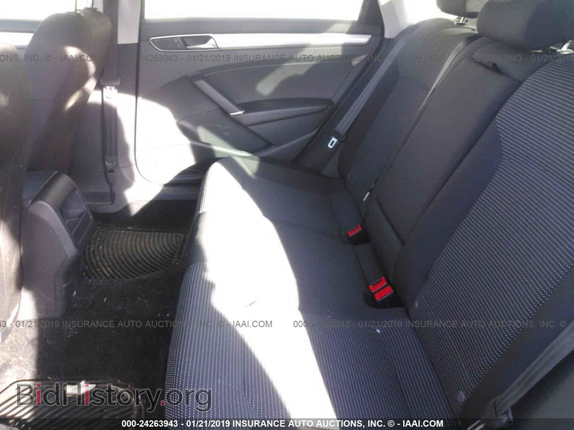 2017 VOLKSWAGEN PASSAT - VIN: 1VWAT7A3XHC000687 - Фото 8