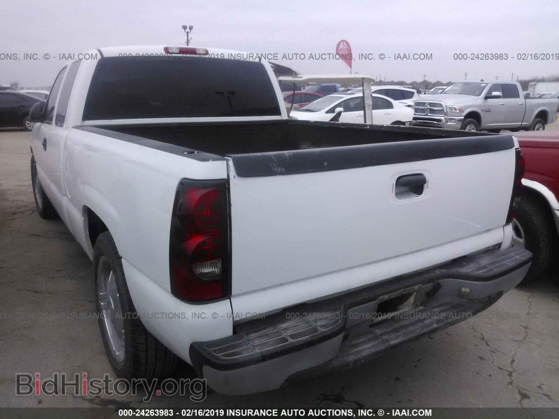 2006 CHEVROLET SILVERADO - VIN: 2GCEC19Z761281490 - Фото 3