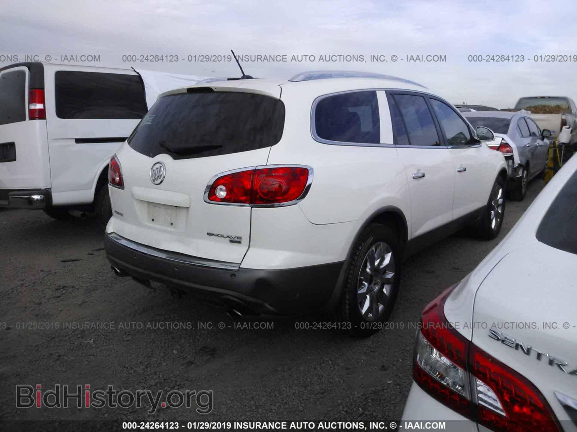 2011 BUICK ENCLAVE - VIN: 5GAKVCED1BJ186931 - Фото 4