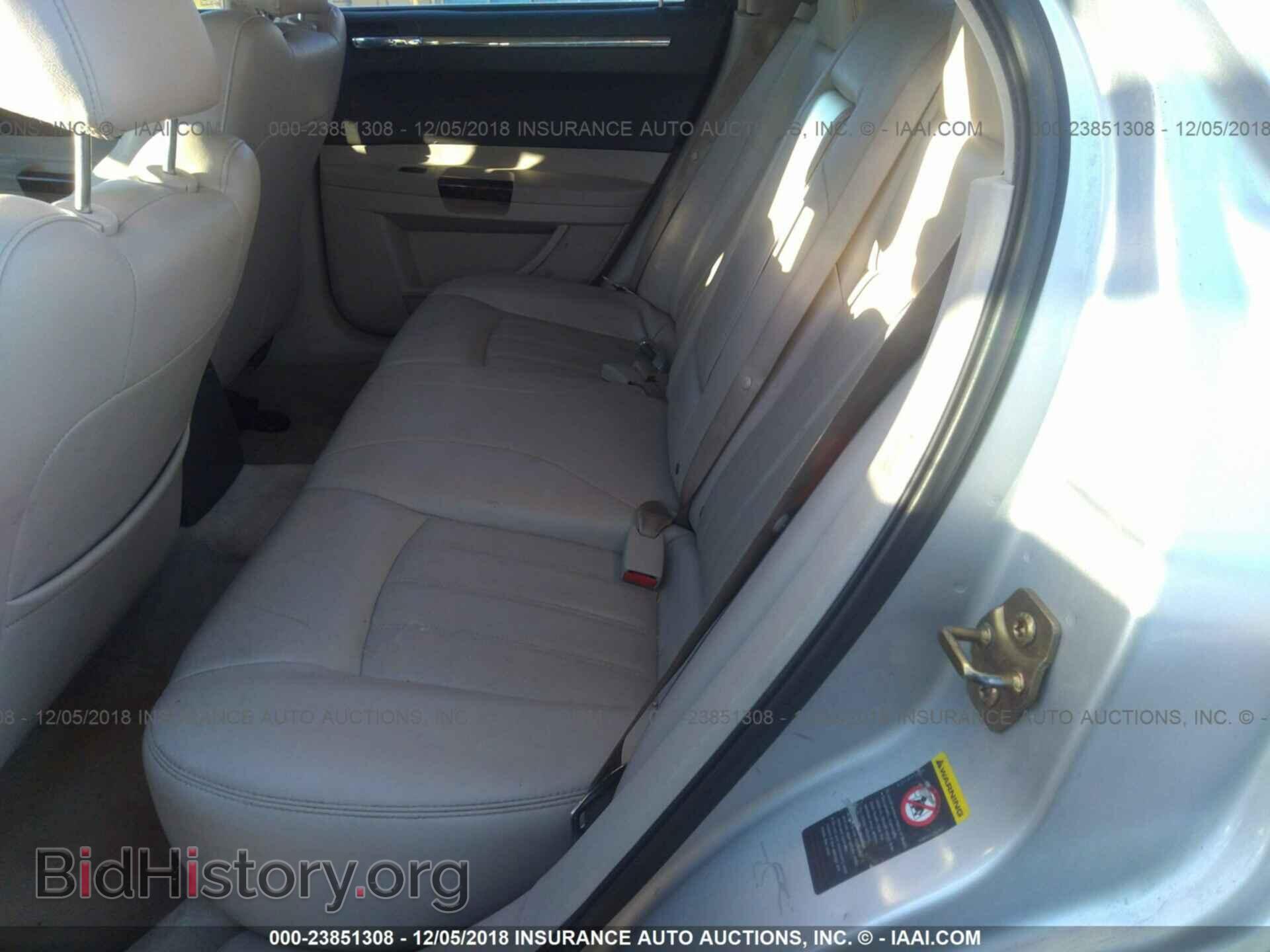 2005 CHRYSLER 300C - VIN: 2C3AA63H05H651237 - Photo 8
