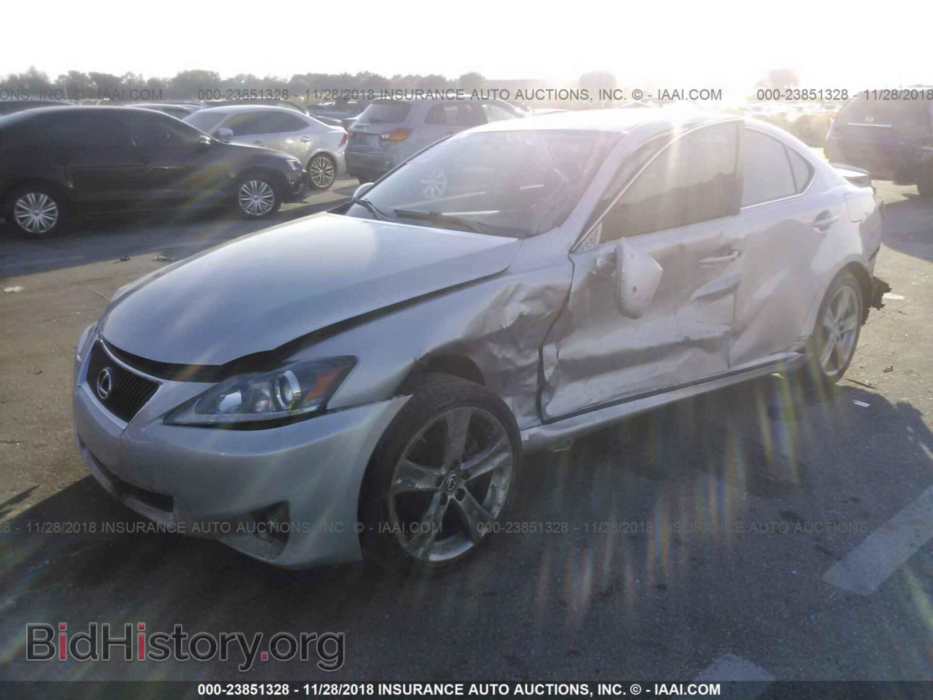 2011 LEXUS IS - VIN: JTHBF5C22B5132781 - Фото 2