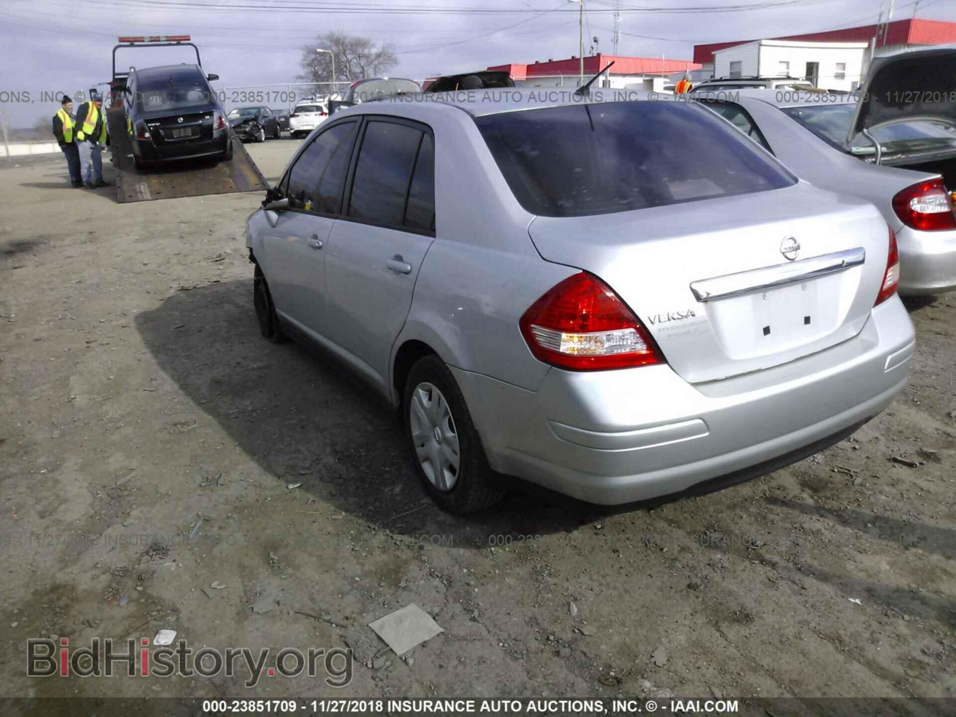 2010 NISSAN VERSA - VIN: 3N1BC1AP1AL467887 - Фото 3