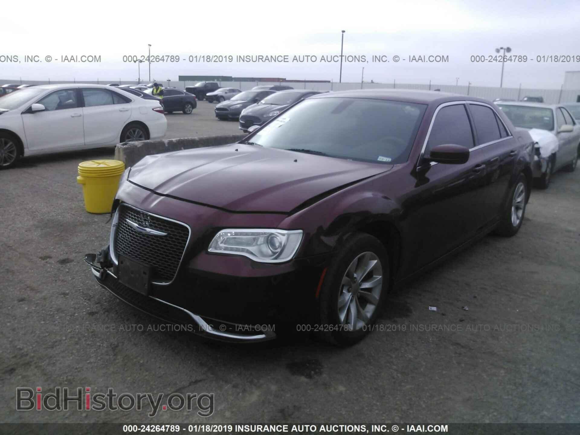 2015 CHRYSLER 300 - VIN: 2C3CCAAG2FH828890 - Фото 2