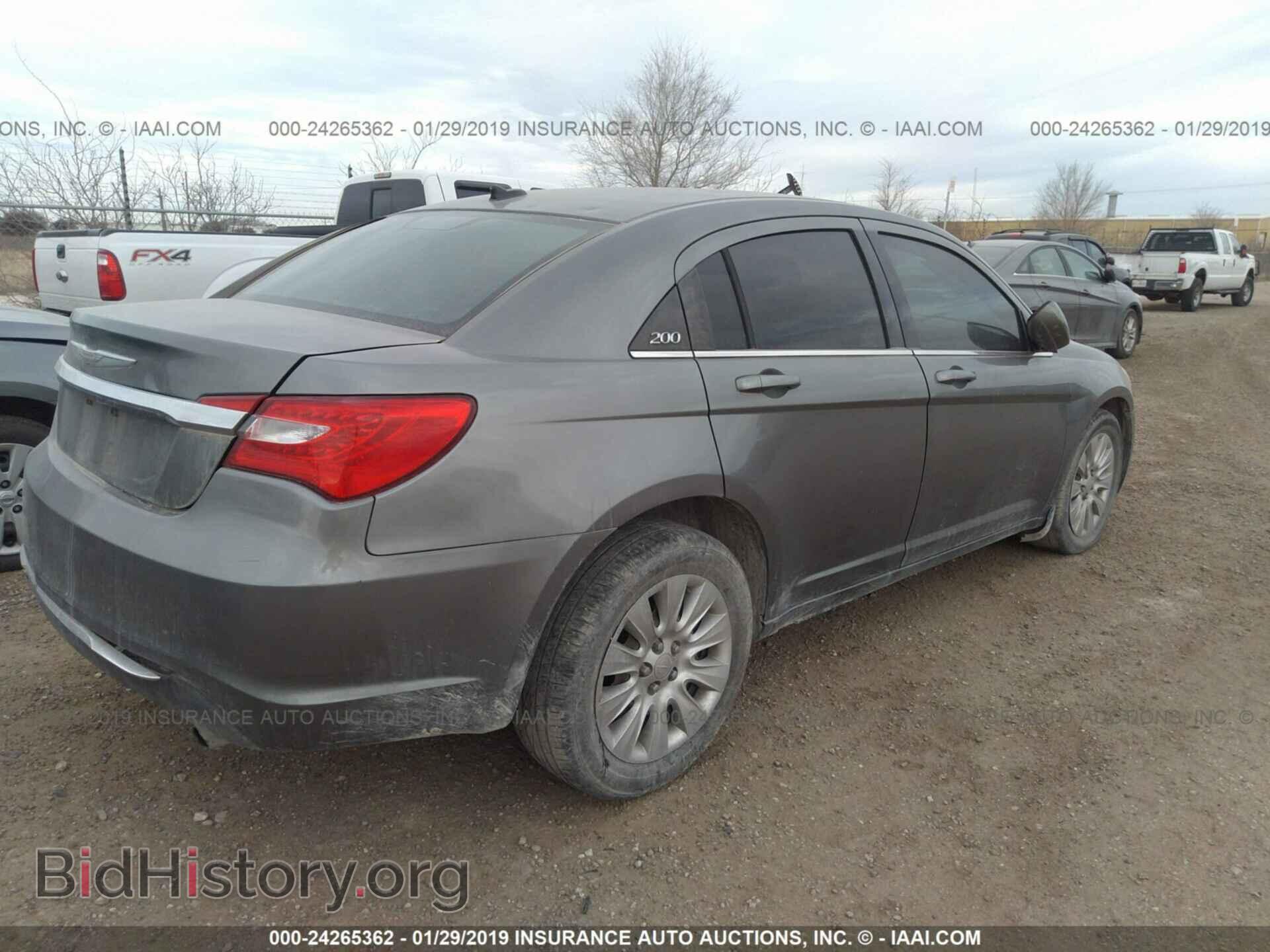 2013 CHRYSLER 200 - VIN: 1C3CCBAB8DN640454 - Фото 4