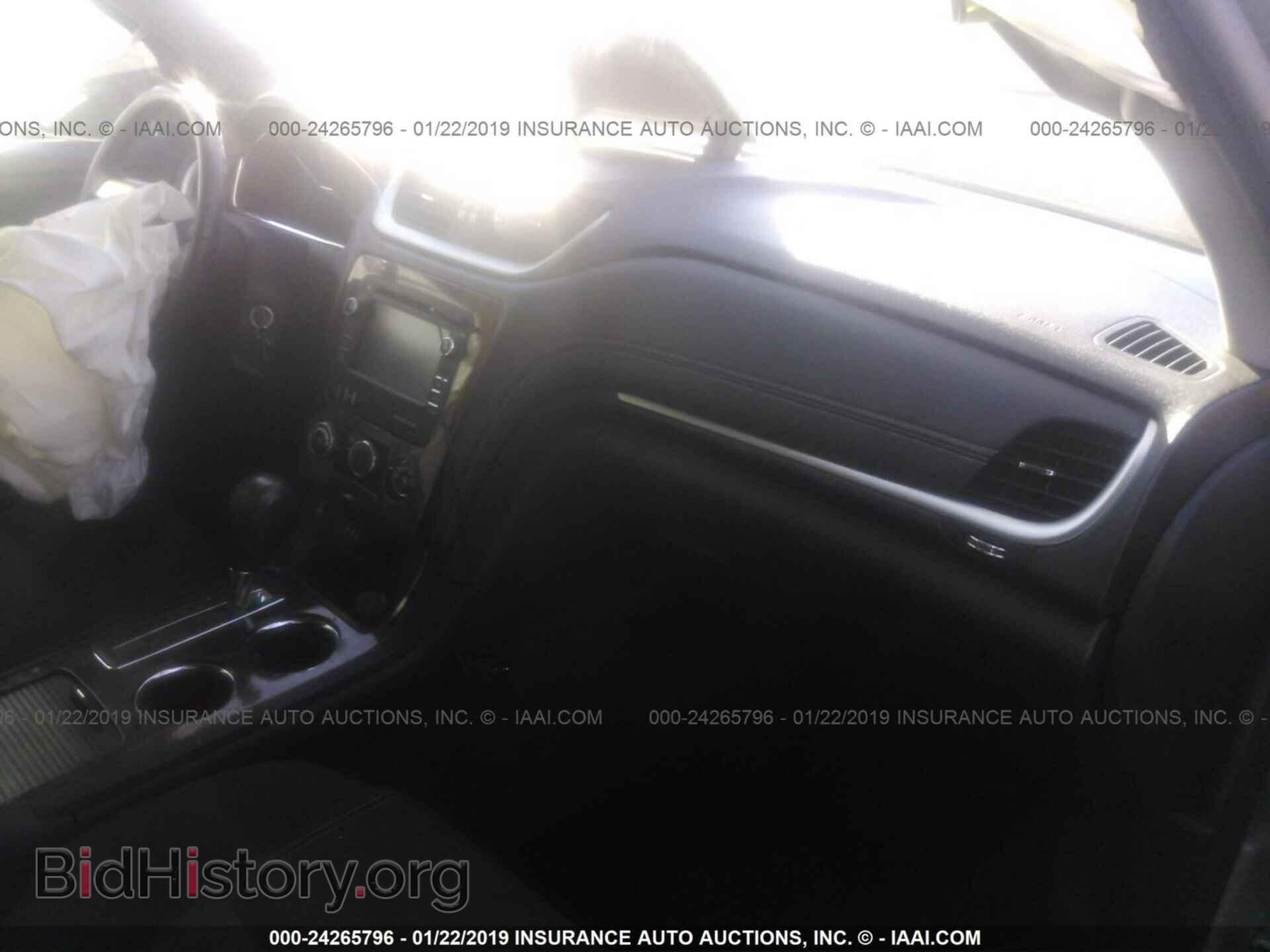 2014 CHEVROLET TRAVERSE - VIN: 1GNKRGKD3EJ139328 - Фото 5
