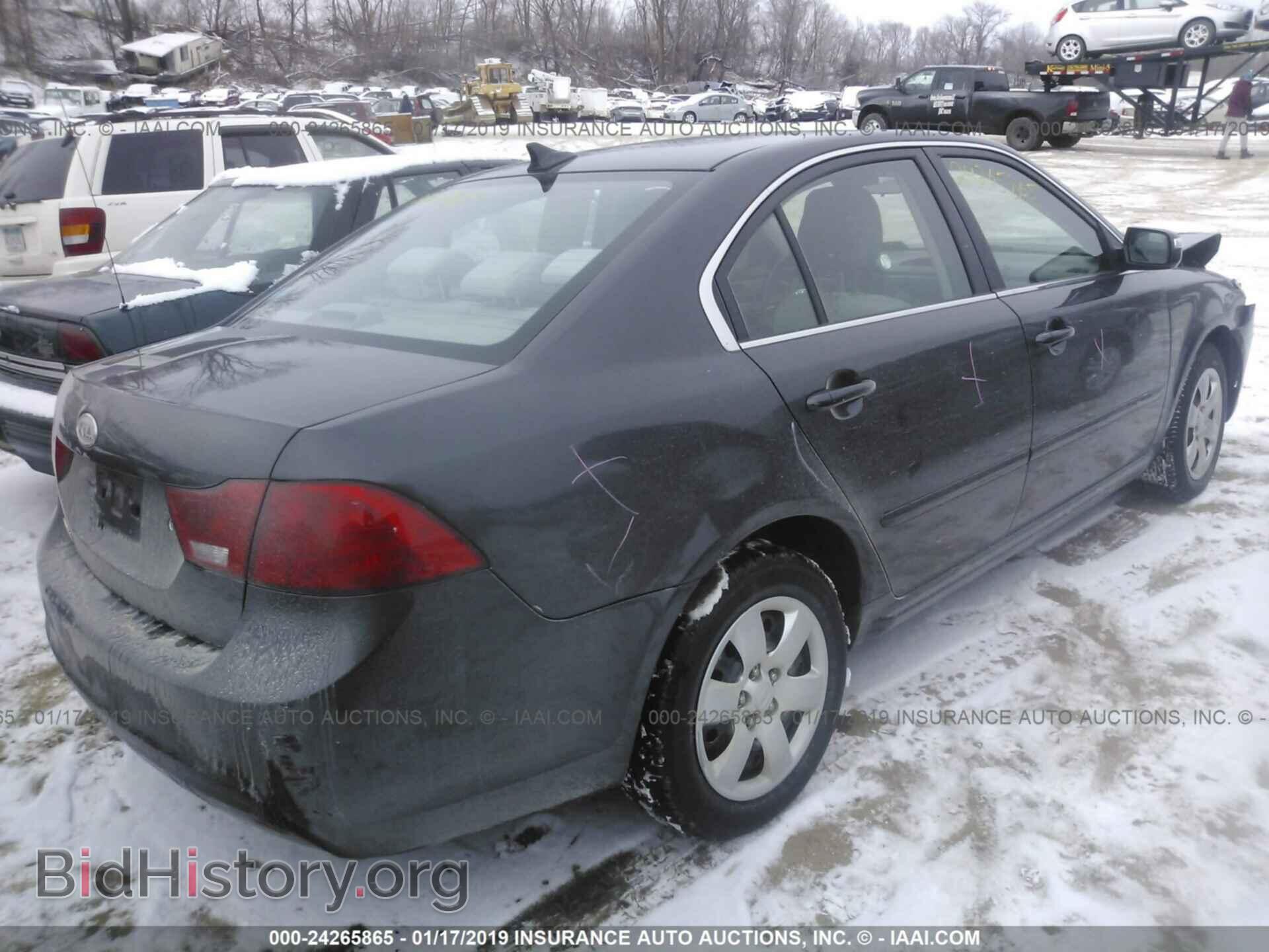 2010 KIA OPTIMA - VIN: KNAGG4A81A5450621 - Фото 4