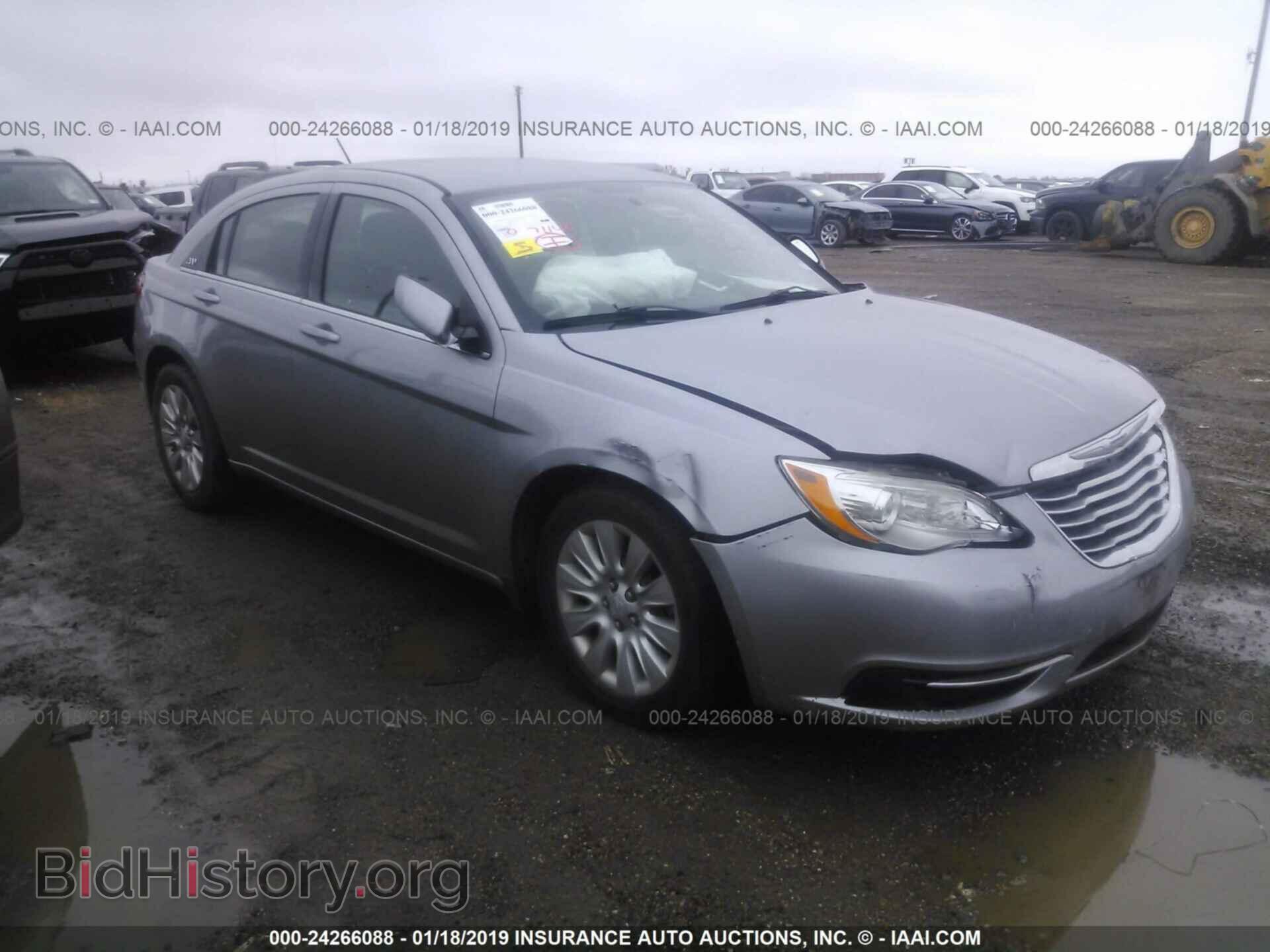 Photo 1C3CCBAG7DN737592 - CHRYSLER 200 2013