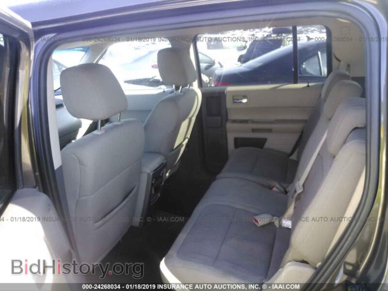 2011 Ford FLEX (VIN 2FMGK5BC5BBD10364) — photo 8 of 10