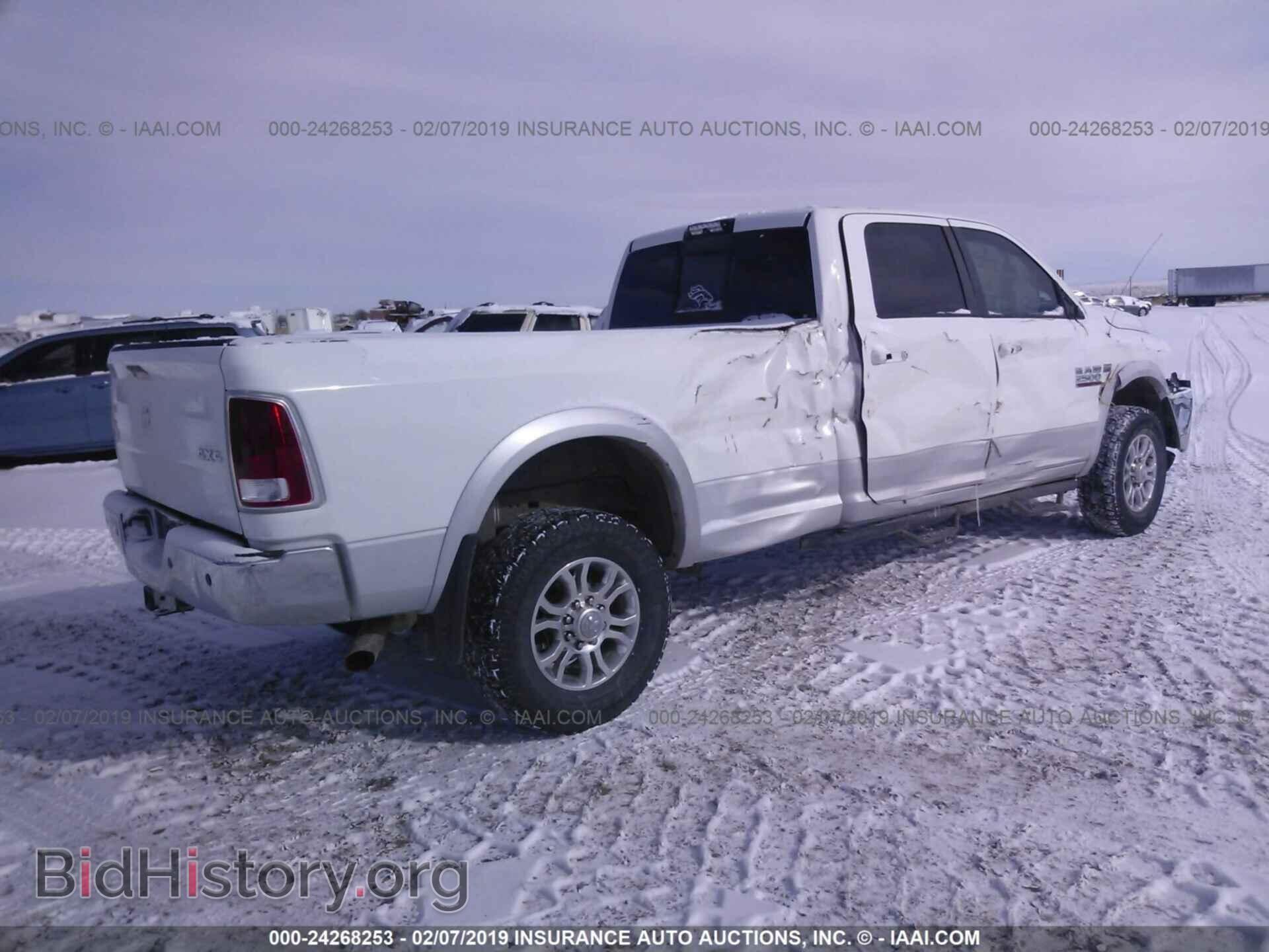 2015 RAM 2500 - VIN: 3C6UR5KJ5FG520930 - Фото 4