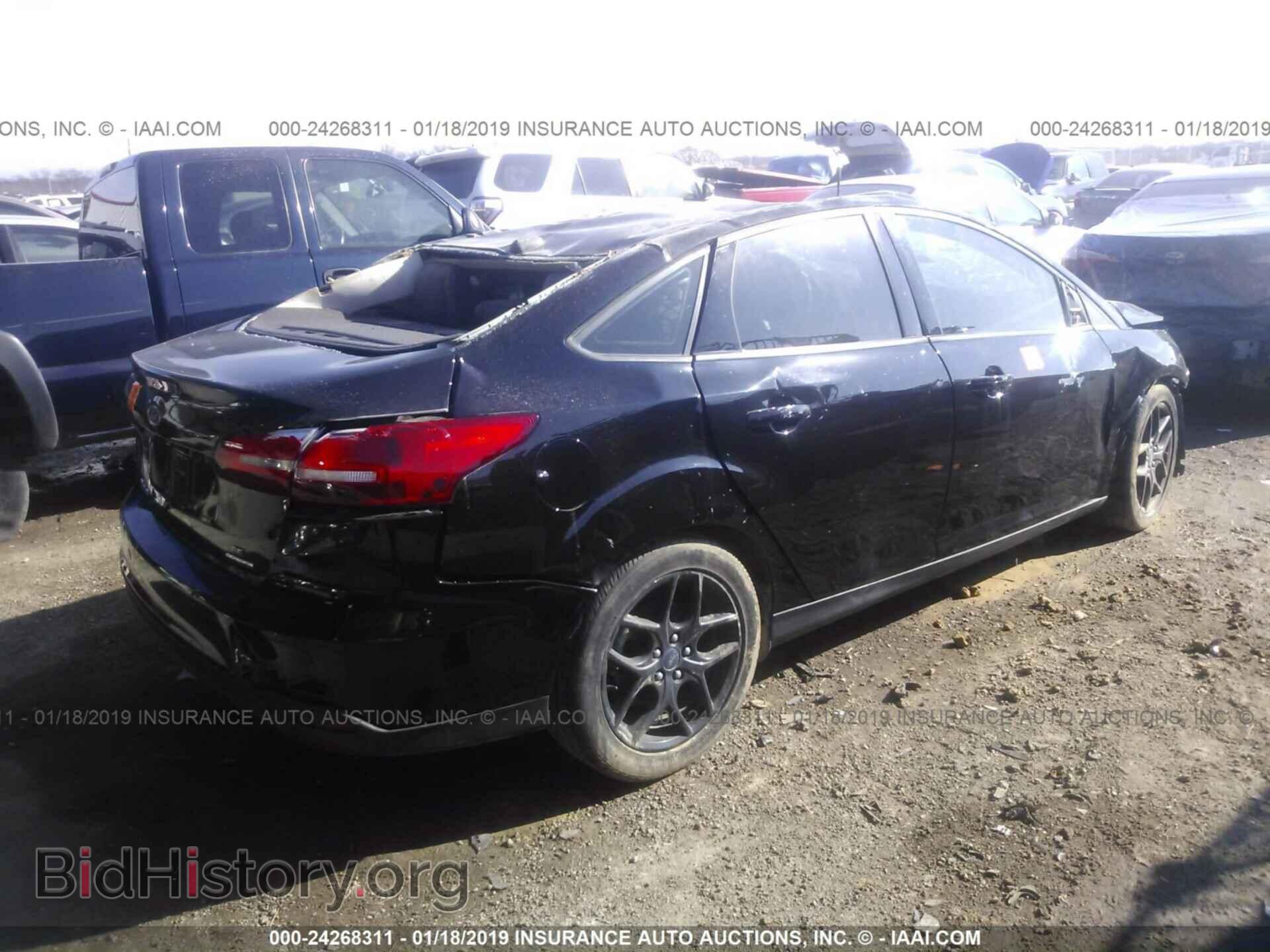 2016 FORD FOCUS - VIN: 1FADP3F22GL359789 - Photo 4