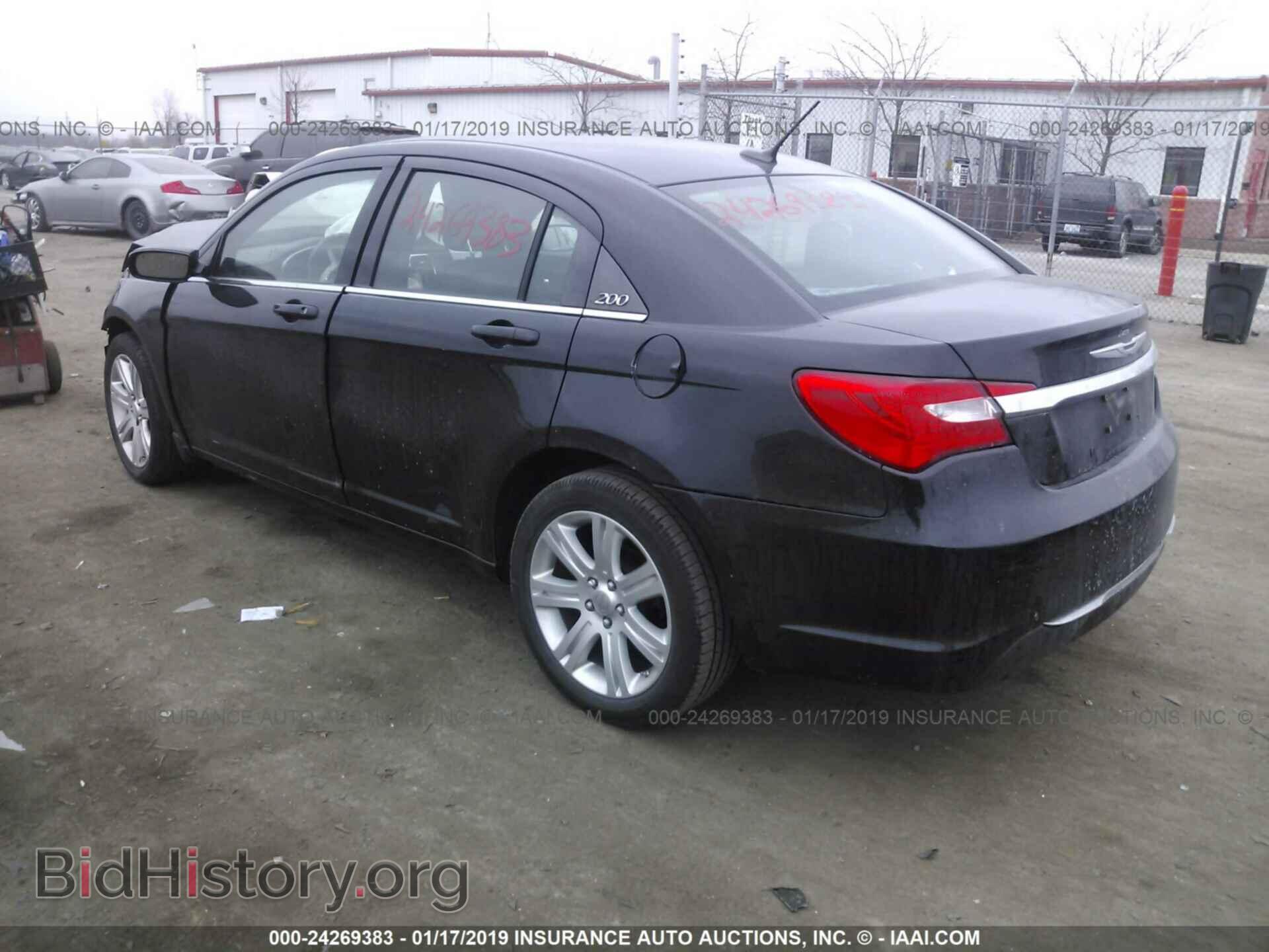 2012 CHRYSLER 200 - VIN: 1C3CCBBB2CN125415 - Фото 3