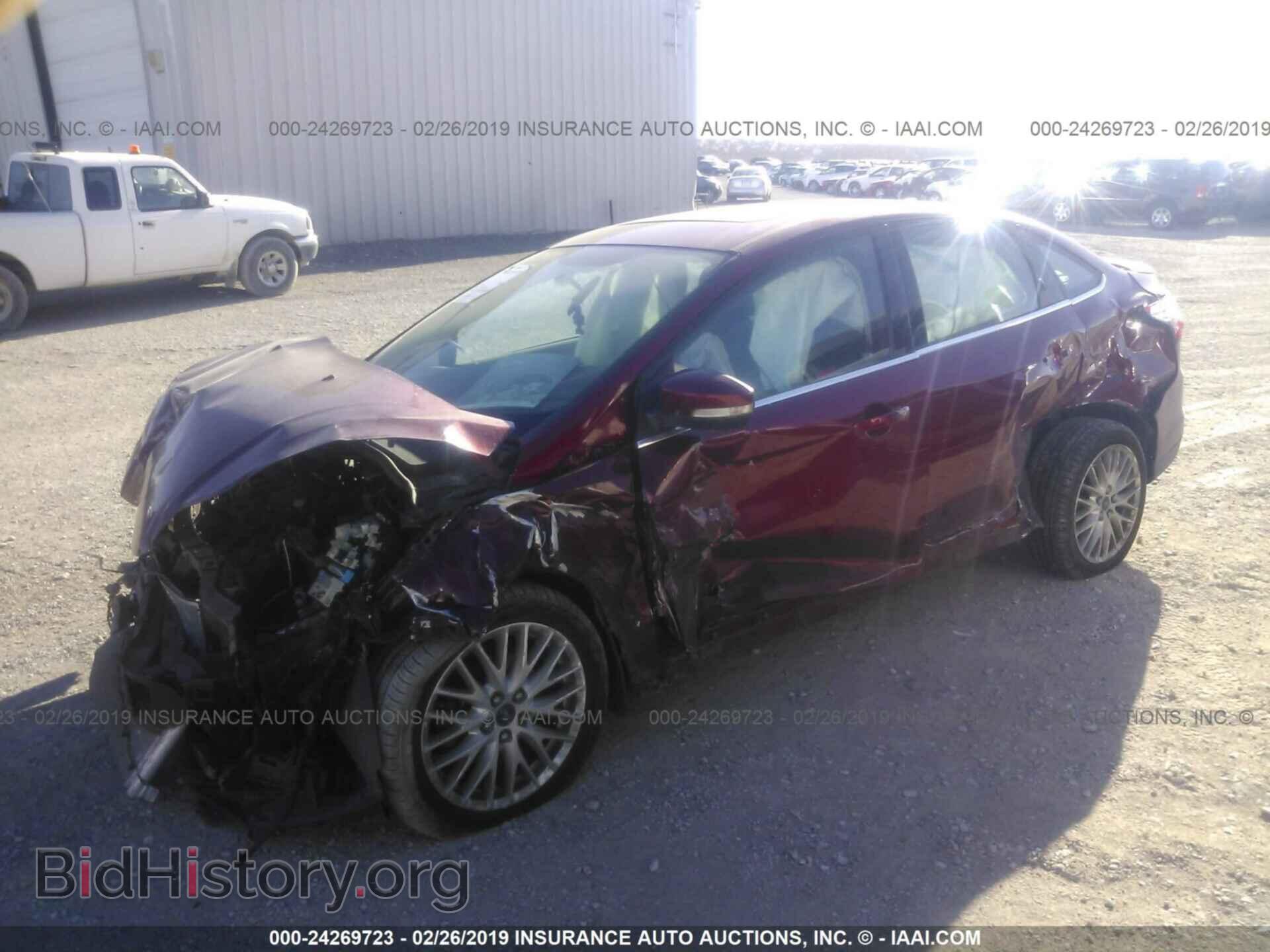 2014 Ford Focus - VIN: 1FADP3J24EL217609 - Фото 2