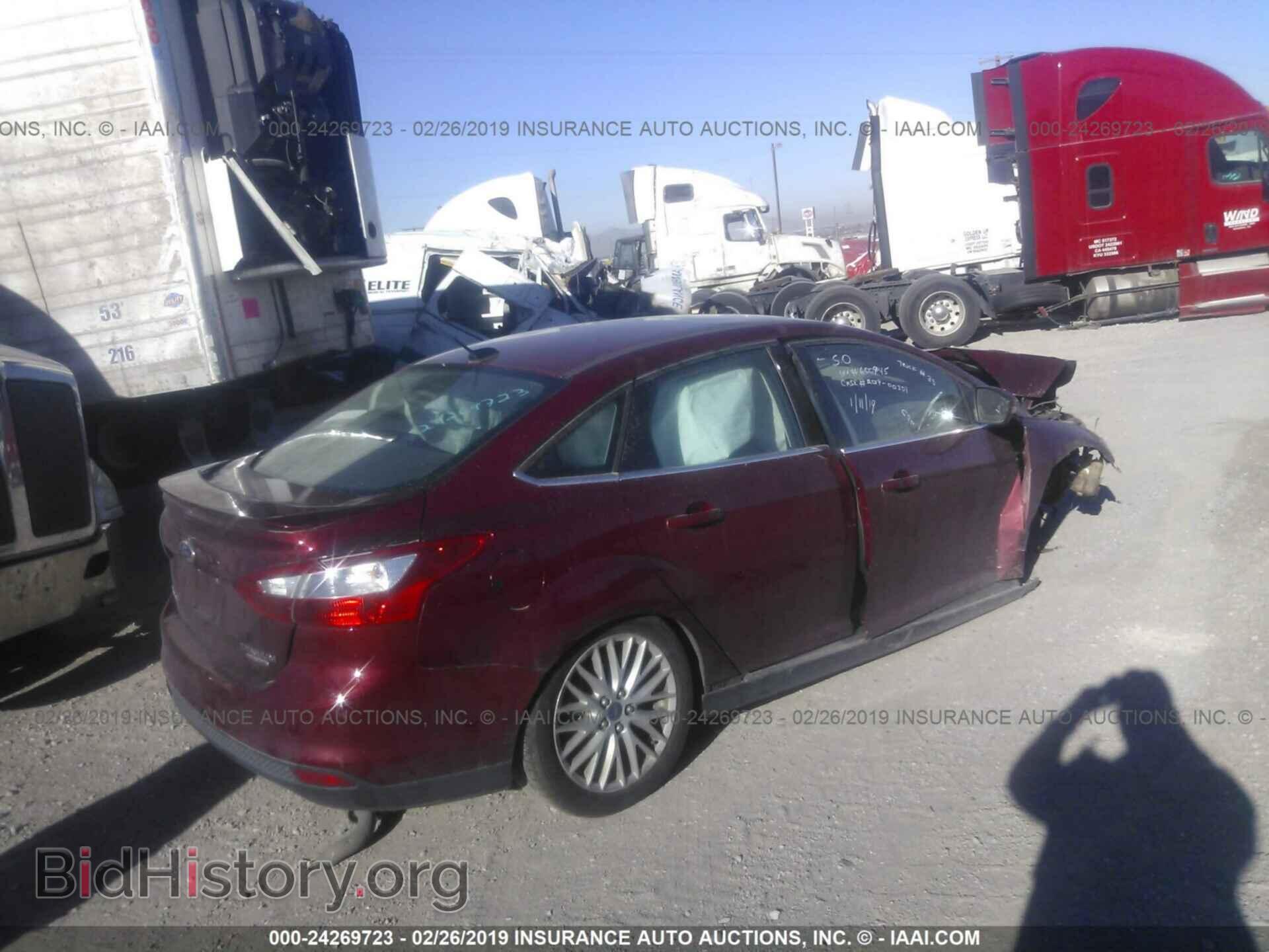 2014 Ford Focus - VIN: 1FADP3J24EL217609 - Фото 4