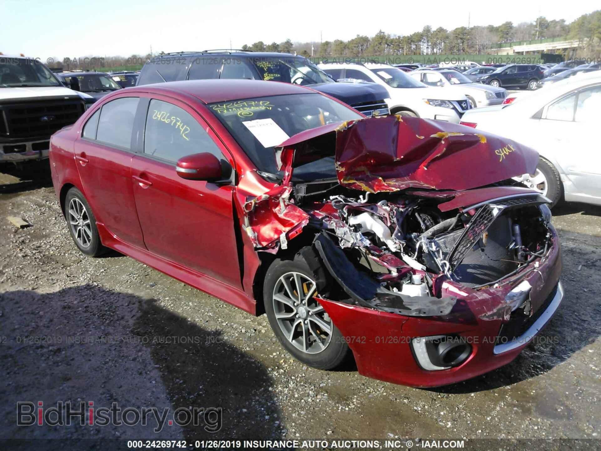 Photo JA32U2FU3HU007255 - MITSUBISHI LANCER 2017
