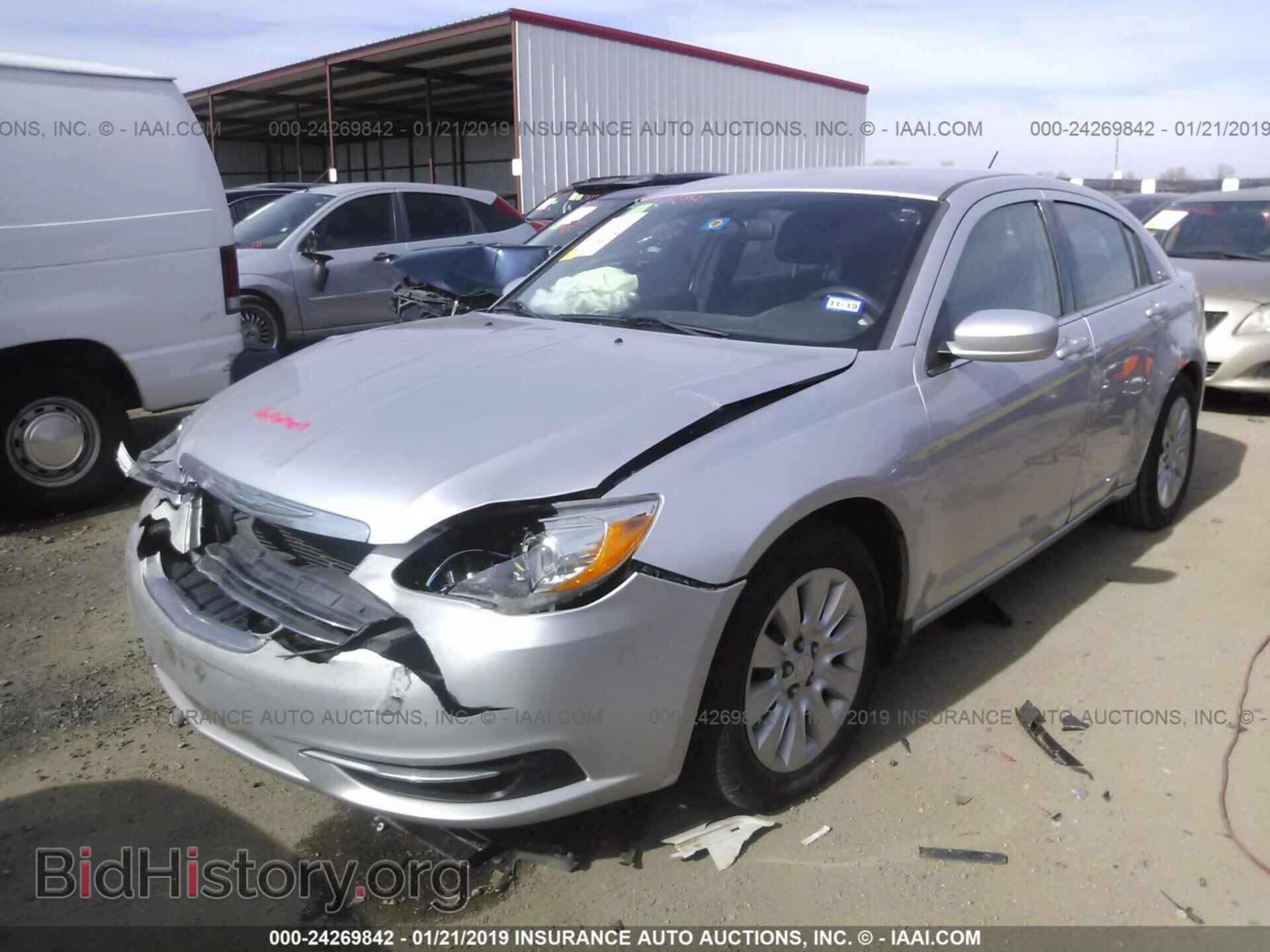 2012 CHRYSLER 200 - VIN: 1C3CCBAB3CN162751 - Фото 2
