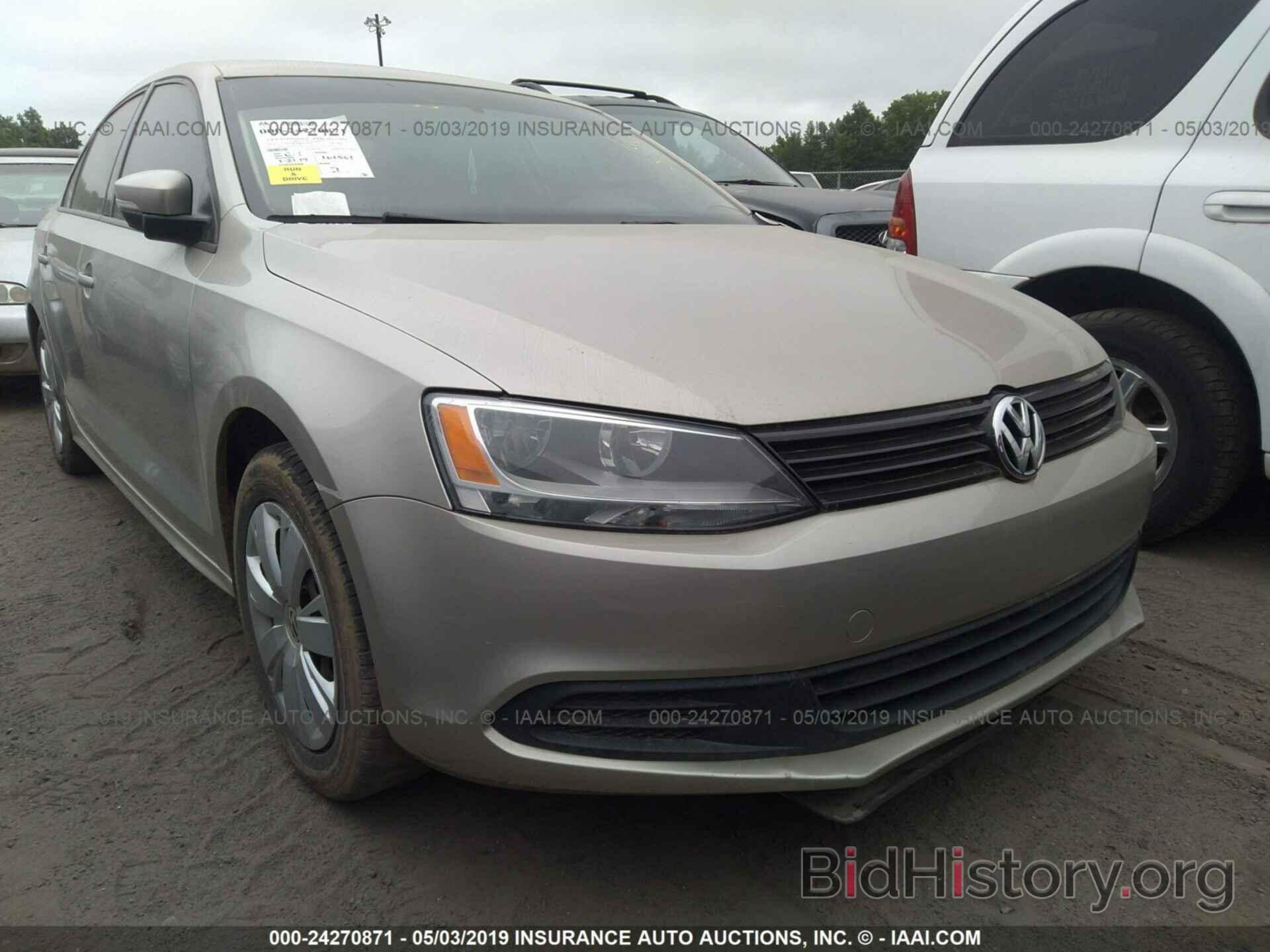 Фотография 3VWD17AJ6EM273380 - VOLKSWAGEN JETTA 2014