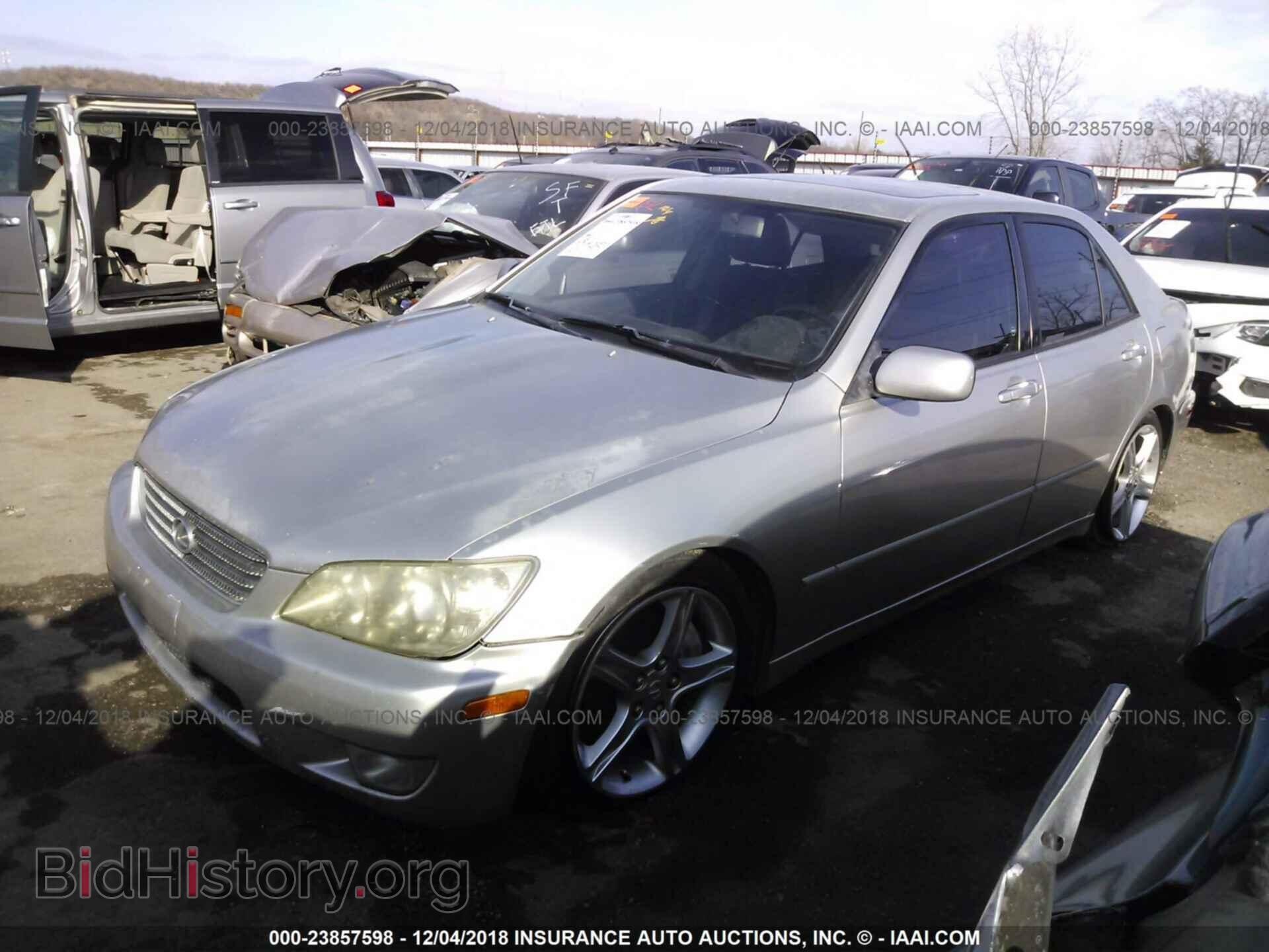 2001 LEXUS IS - VIN: JTHBD182810006962 - Photo 2