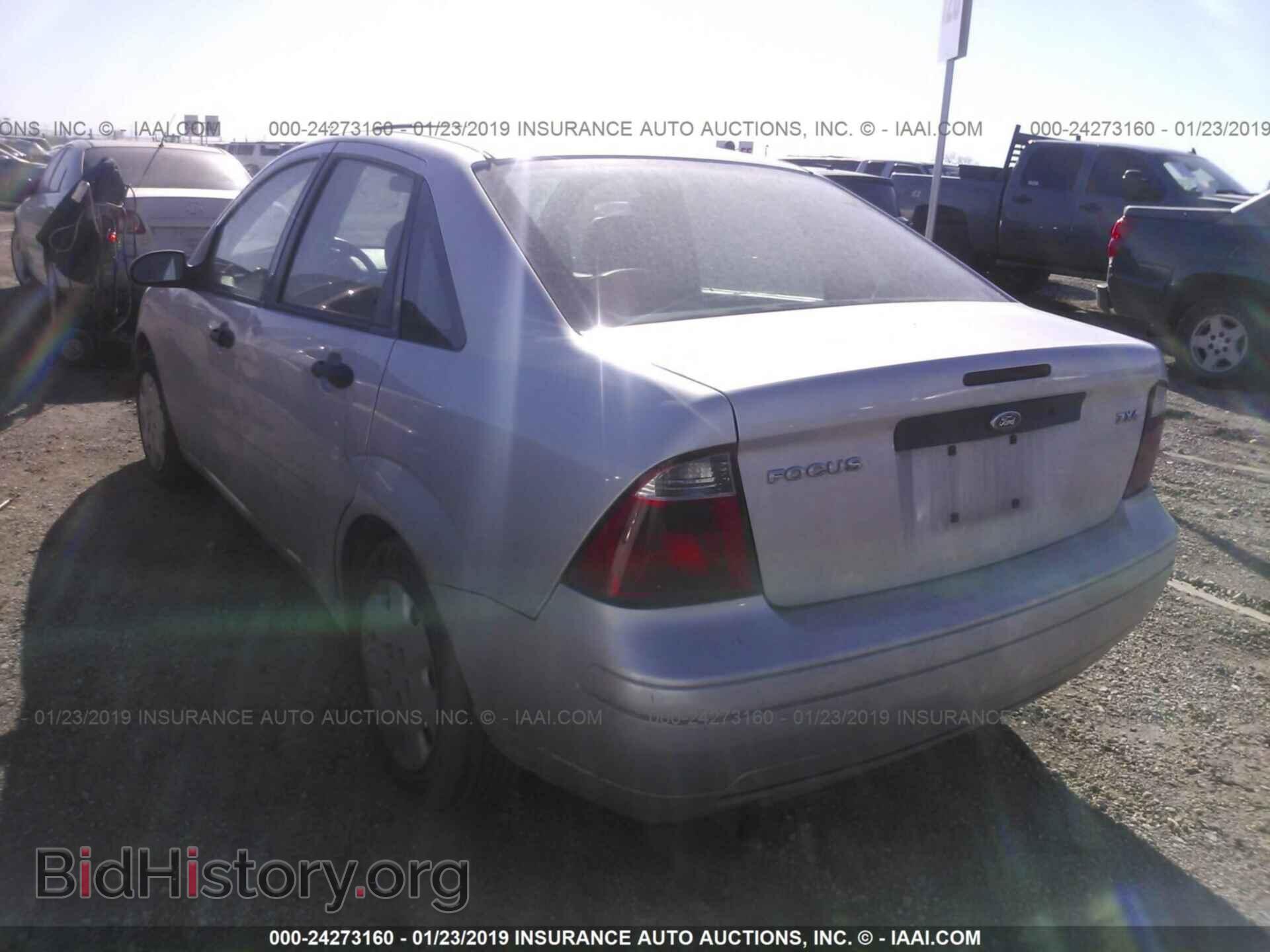 2005 FORD FOCUS - VIN: 1FAFP34N25W134063 - Фото 3