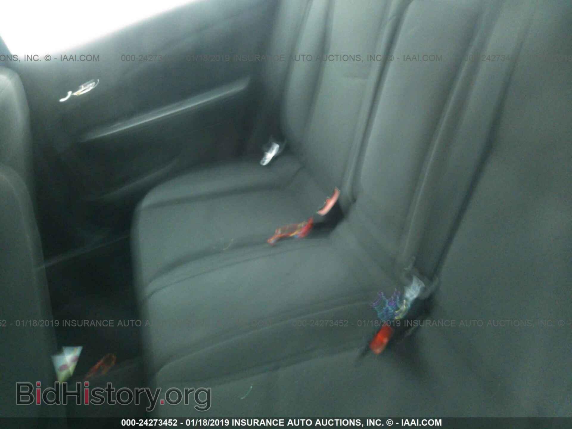 2012 CHRYSLER 200 - VIN: 1C3CCBAB1CN107988 - Фото 8