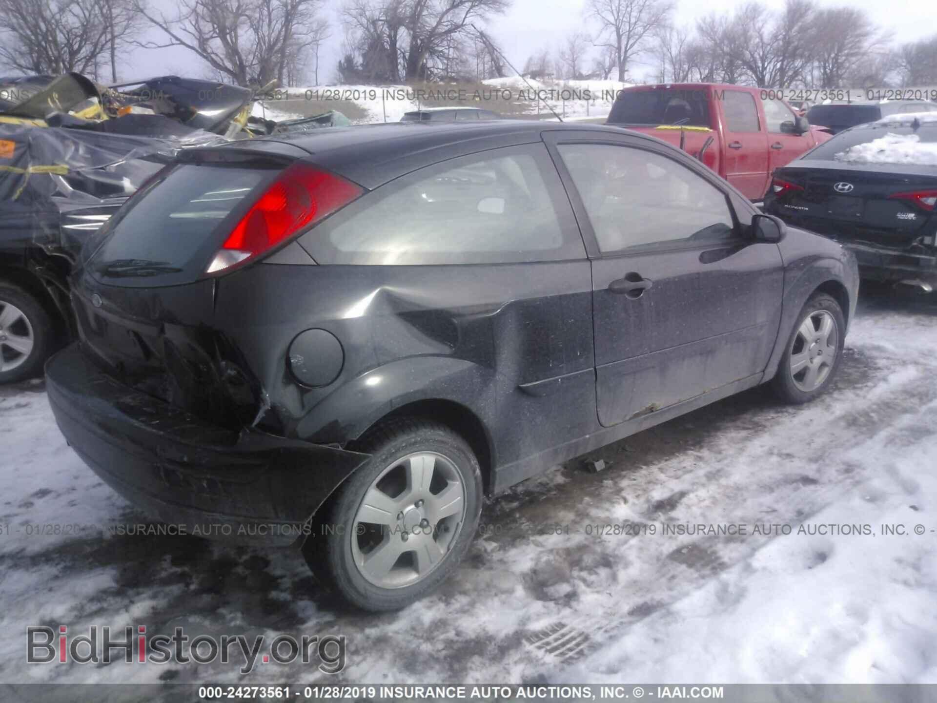 2005 FORD FOCUS - VIN: 3FAHP31N75R123835 - Фото 4