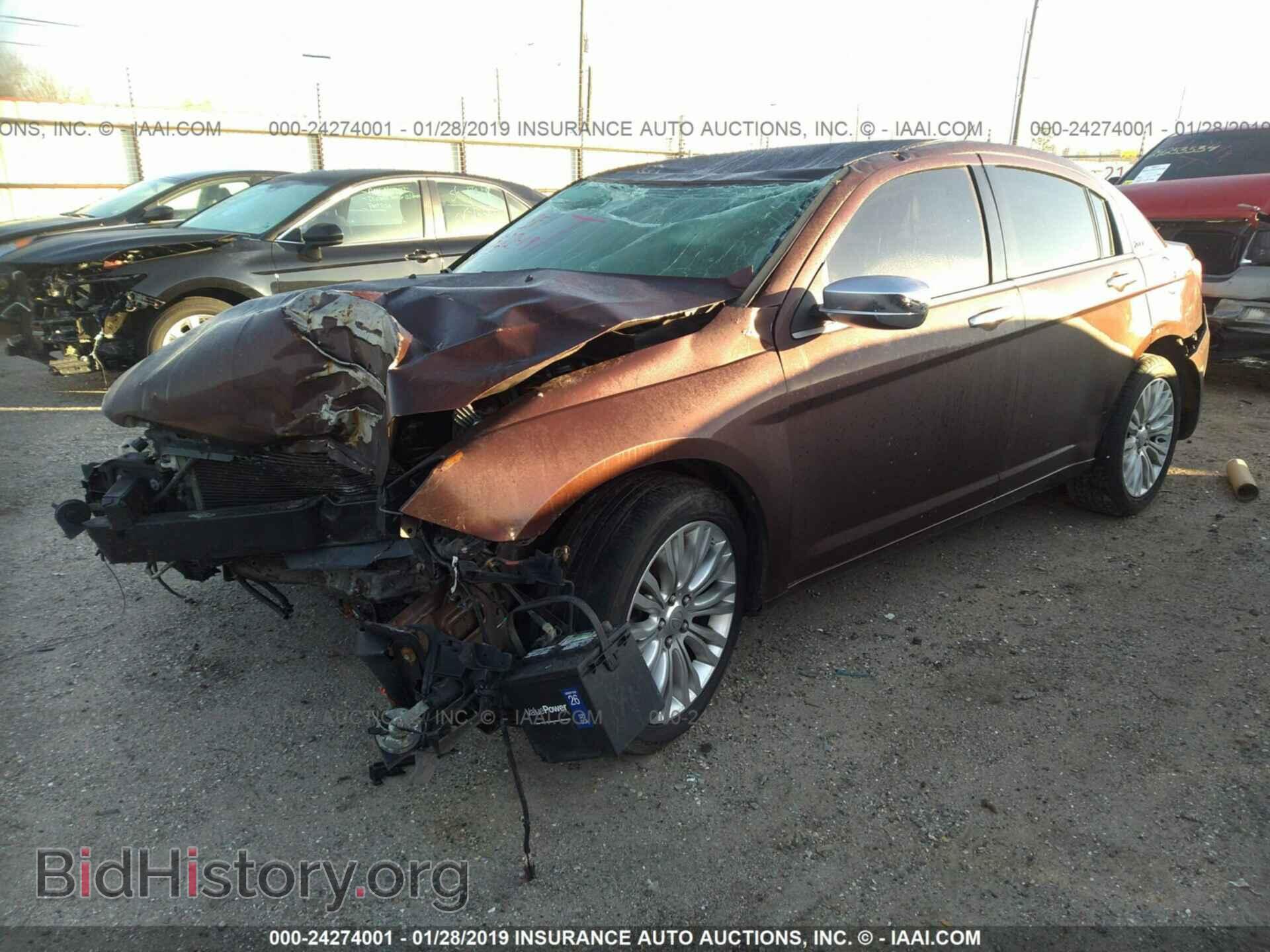 2013 CHRYSLER 200 - VIN: 1C3CCBCG1DN738735 - Photo 2