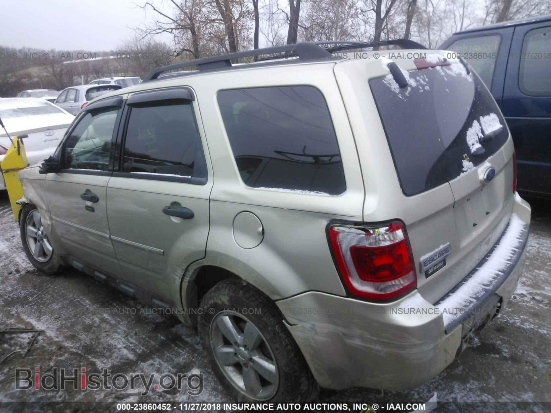 2011 FORD ESCAPE - VIN: 1FMCU0D70BKC03854 - Фото 3