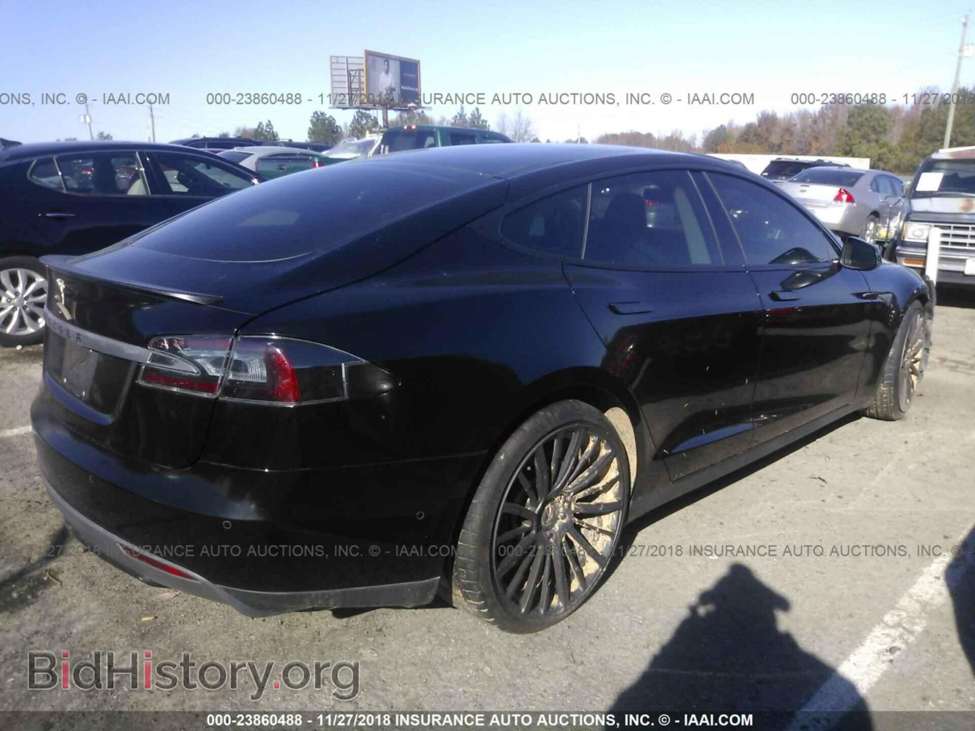 2014 TESLA MODEL S - VIN: 5YJSA1H10EFP52895 - Photo 4