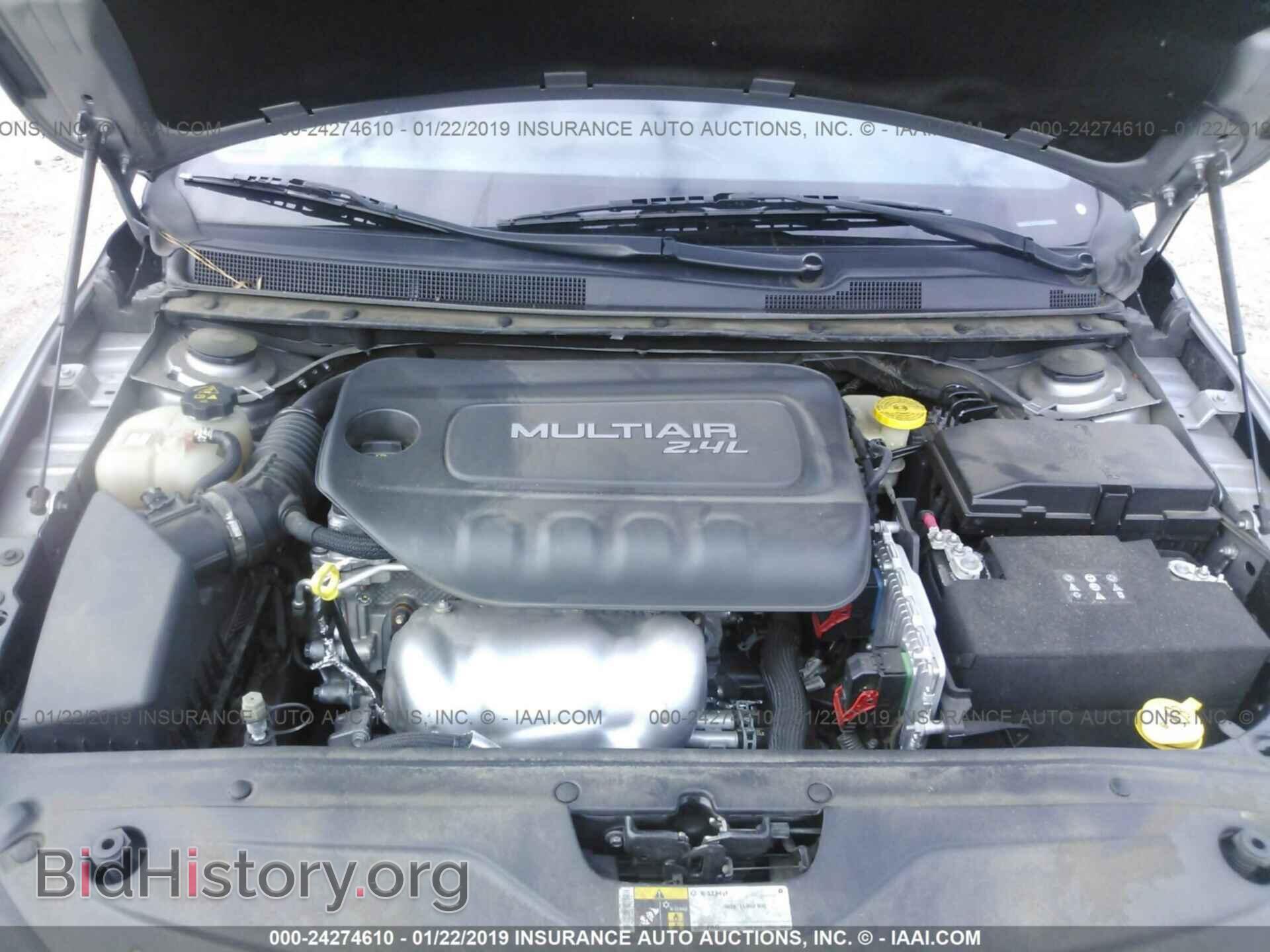 2016 CHRYSLER 200 - VIN: 1C3CCCBB4GN116565 - Photo 10