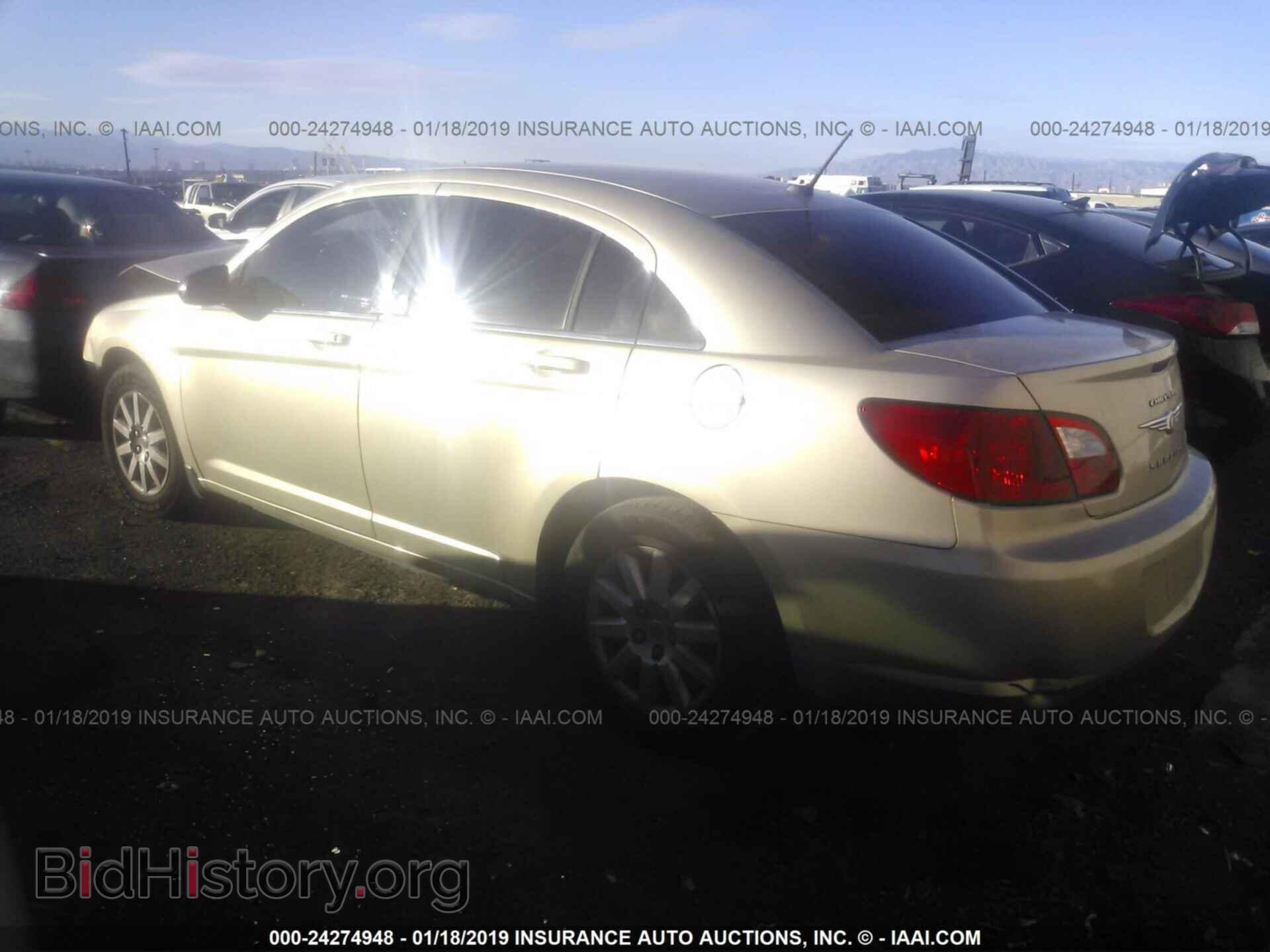 2010 CHRYSLER SEBRING - VIN: 1C3CC4FB9AN154476 - Фото 3