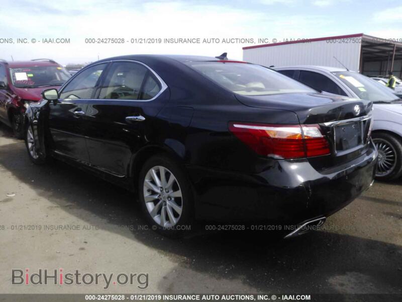 2012 Lexus LS (VIN JTHCL5EF2C5014793) — фото 3 из 10