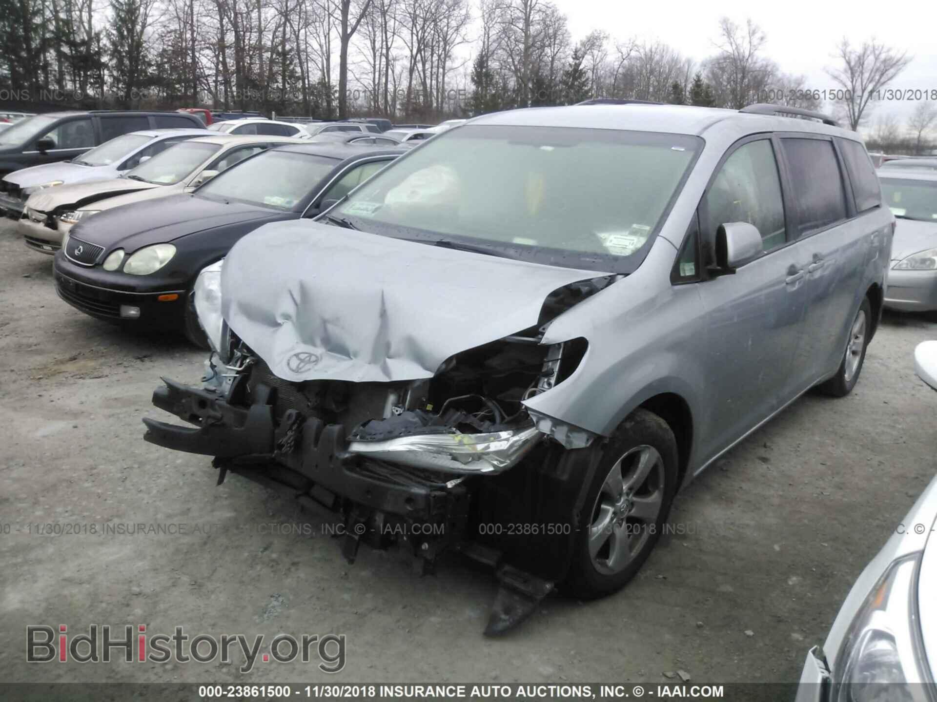 2017 FORD TAURUS - VIN: 1FAHP2E89HG117139 - Photo 2