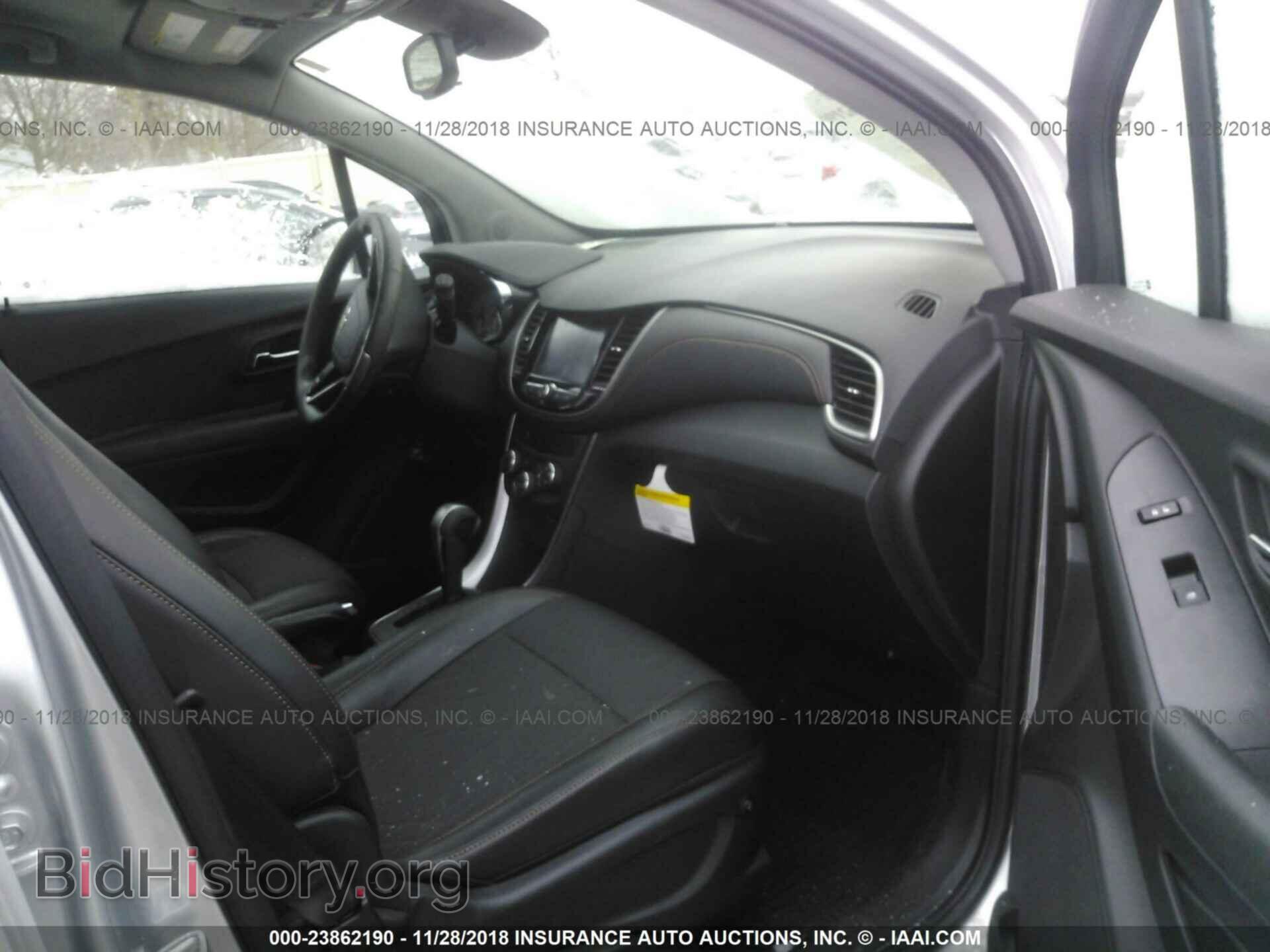 2017 CHEVROLET TRAX - VIN: 3GNCJPSB3HL229652 - Photo 5