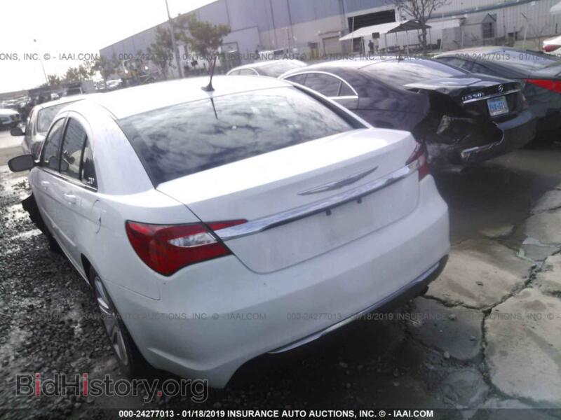 2012 Chrysler 200 (VIN 1C3CCBAB9CN317058) — фото 3 из 10