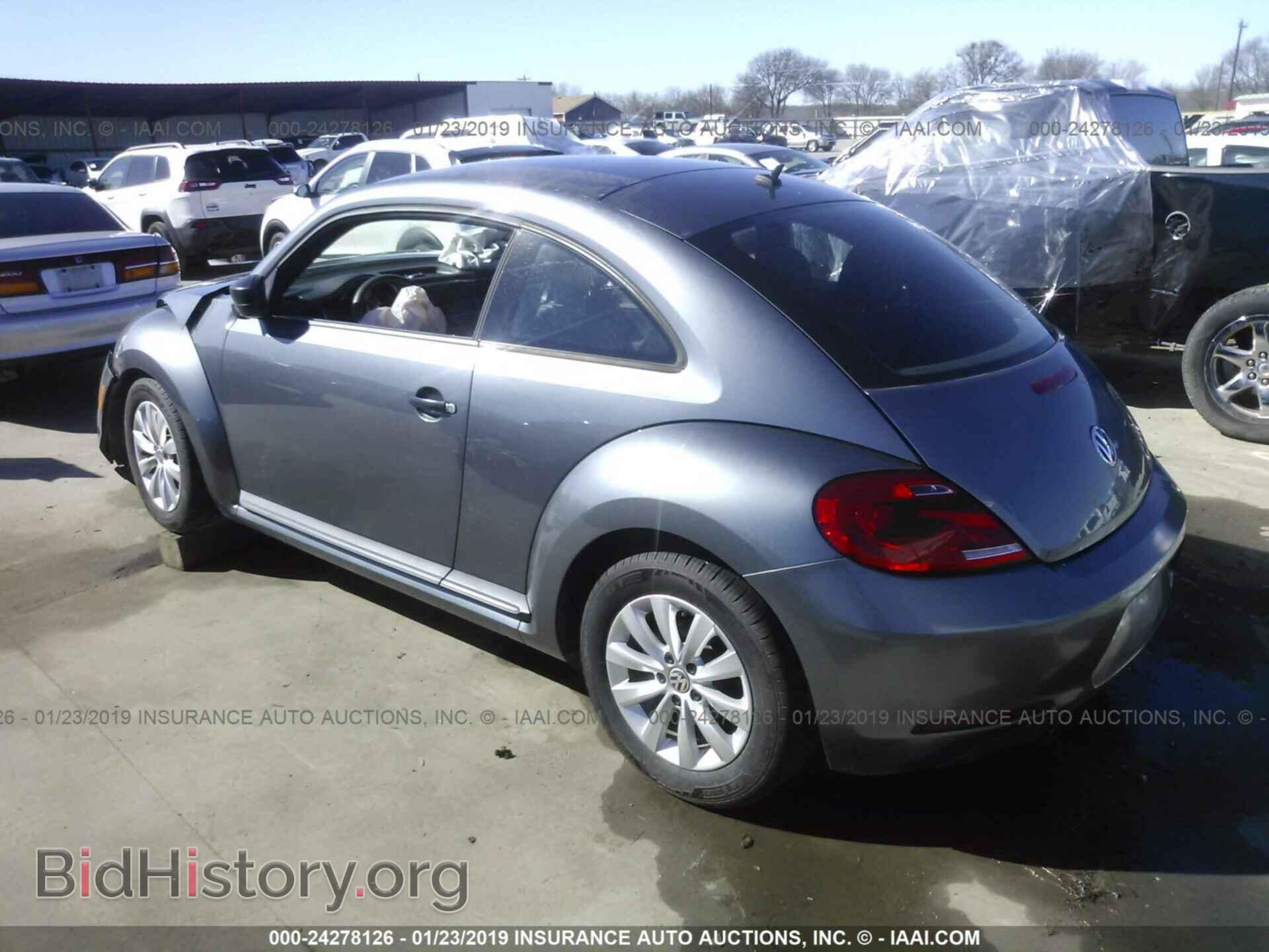 2014 VOLKSWAGEN BEETLE - VIN: 3VWF17AT7EM641236 - Фото 3