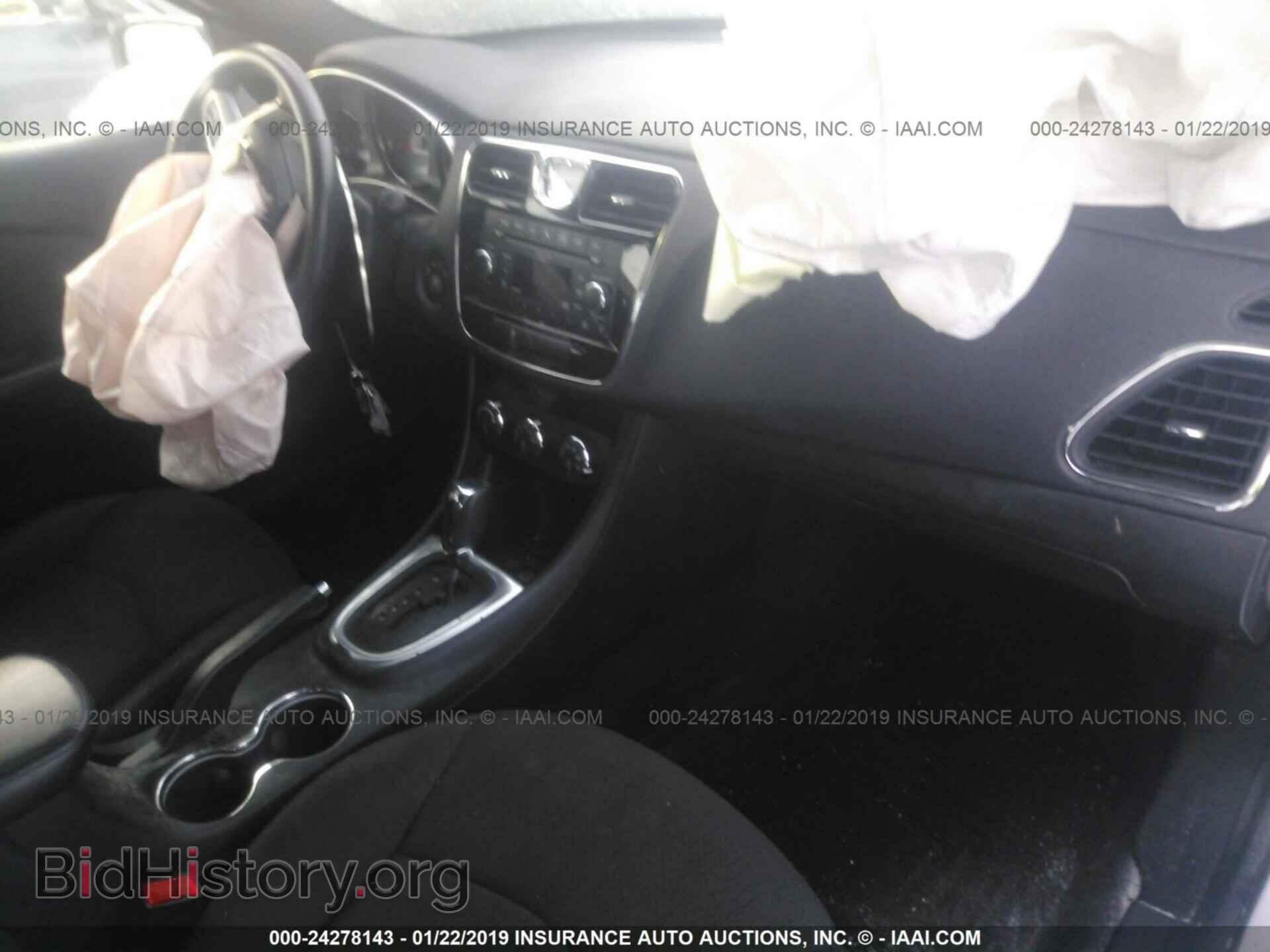 2011 CHRYSLER 200 - VIN: 1C3BC1FB9BN576369 - Фото 5