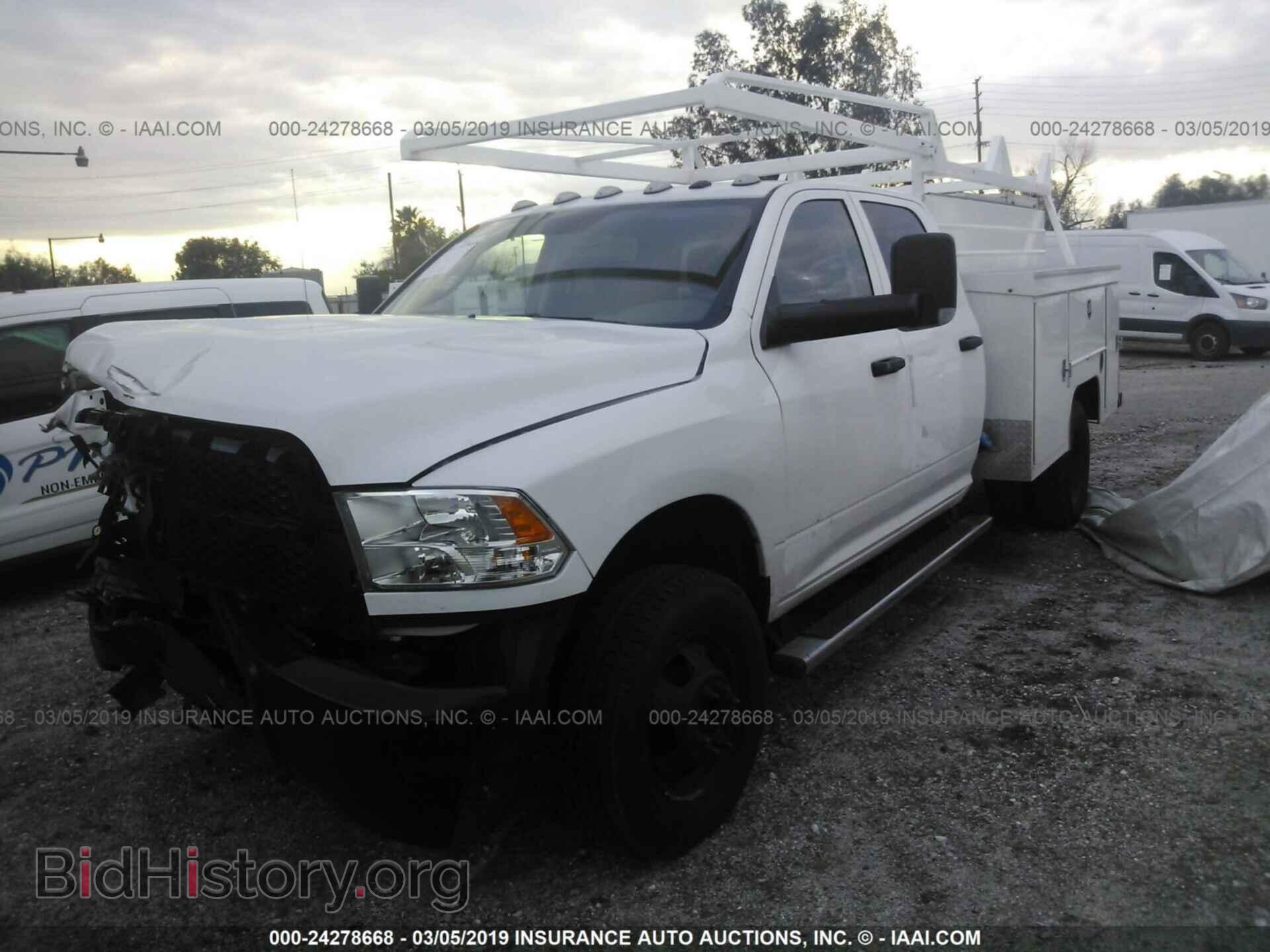 2017 RAM 3500 - VIN: 3C7WRSCL2HG651609 - Photo 2