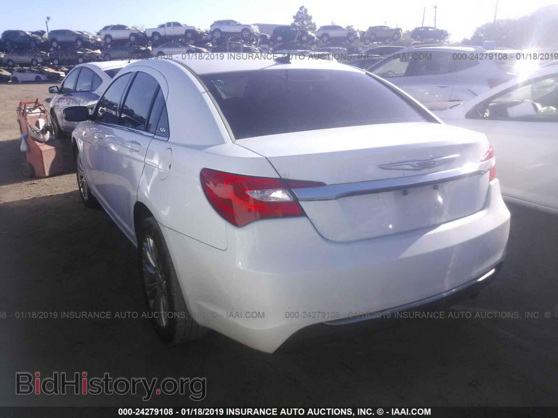 2012 CHRYSLER 200 - VIN: 1C3CCBAB4CN282381 - Photo 3