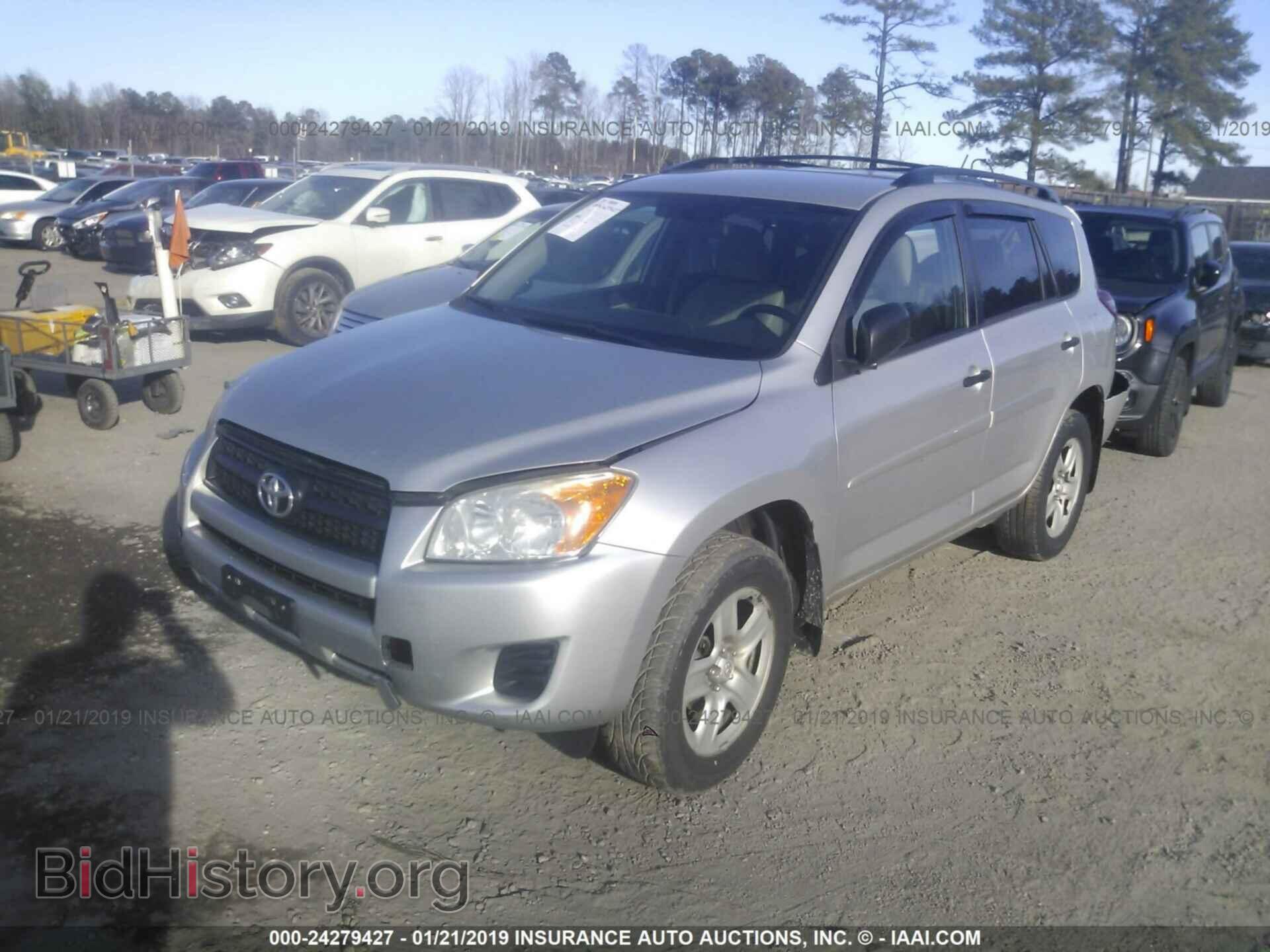 2011 TOYOTA RAV4 - VIN: 2T3BF4DV2BW159170 - Фото 2