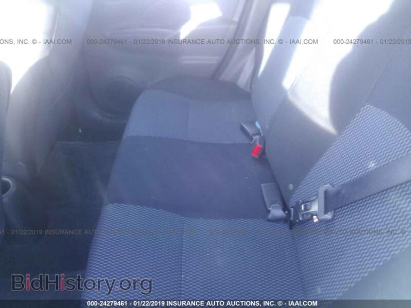 2016 Nissan VERSA NOTE (VIN 3N1CE2CP2GL382003) — photo 8 of 10