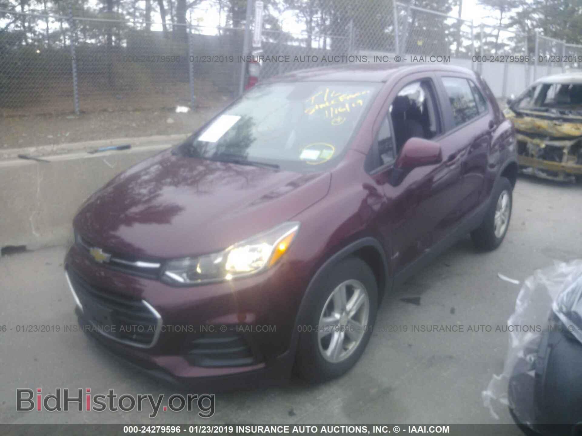 2017 CHEVROLET TRAX - VIN: 3GNCJNSB4HL212623 - Фото 2