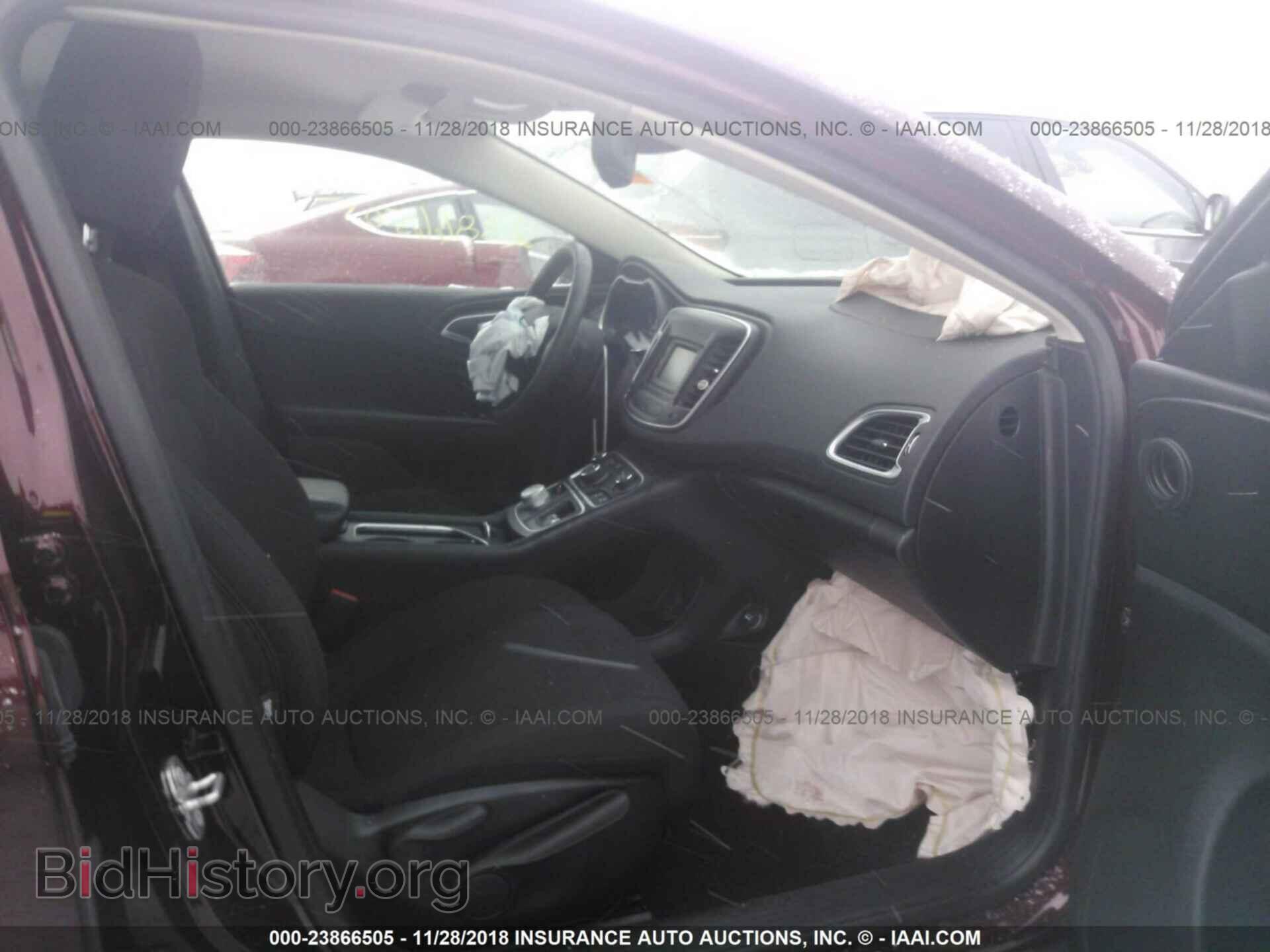 2015 CHRYSLER 200 - VIN: 1C3CCCAB5FN652831 - Photo 5