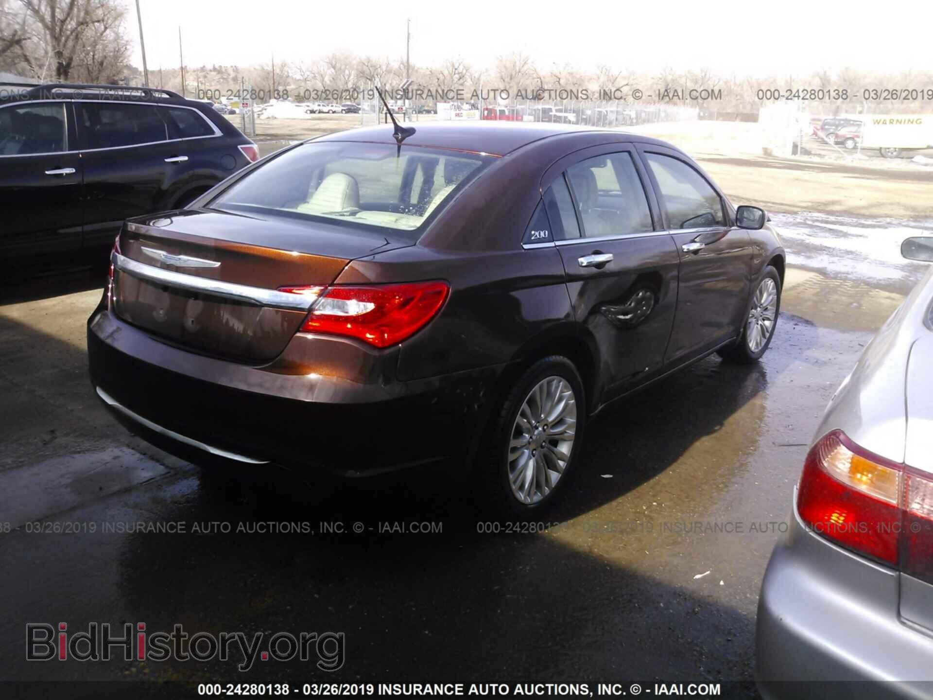 2013 CHRYSLER 200 - VIN: 1C3CCBCG9DN524849 - Photo 4