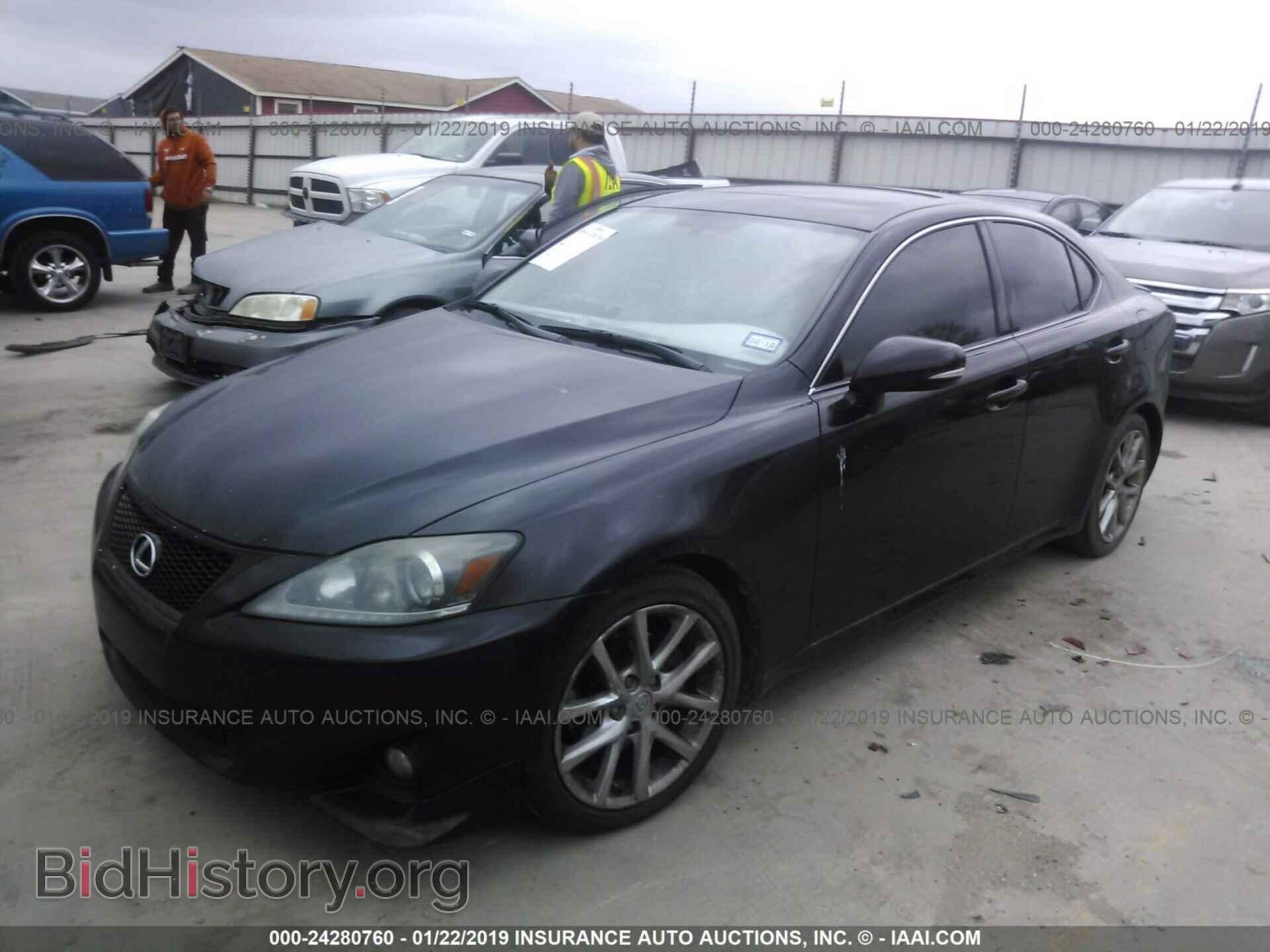 2011 LEXUS IS - VIN: JTHCF5C24B5045694 - Photo 2