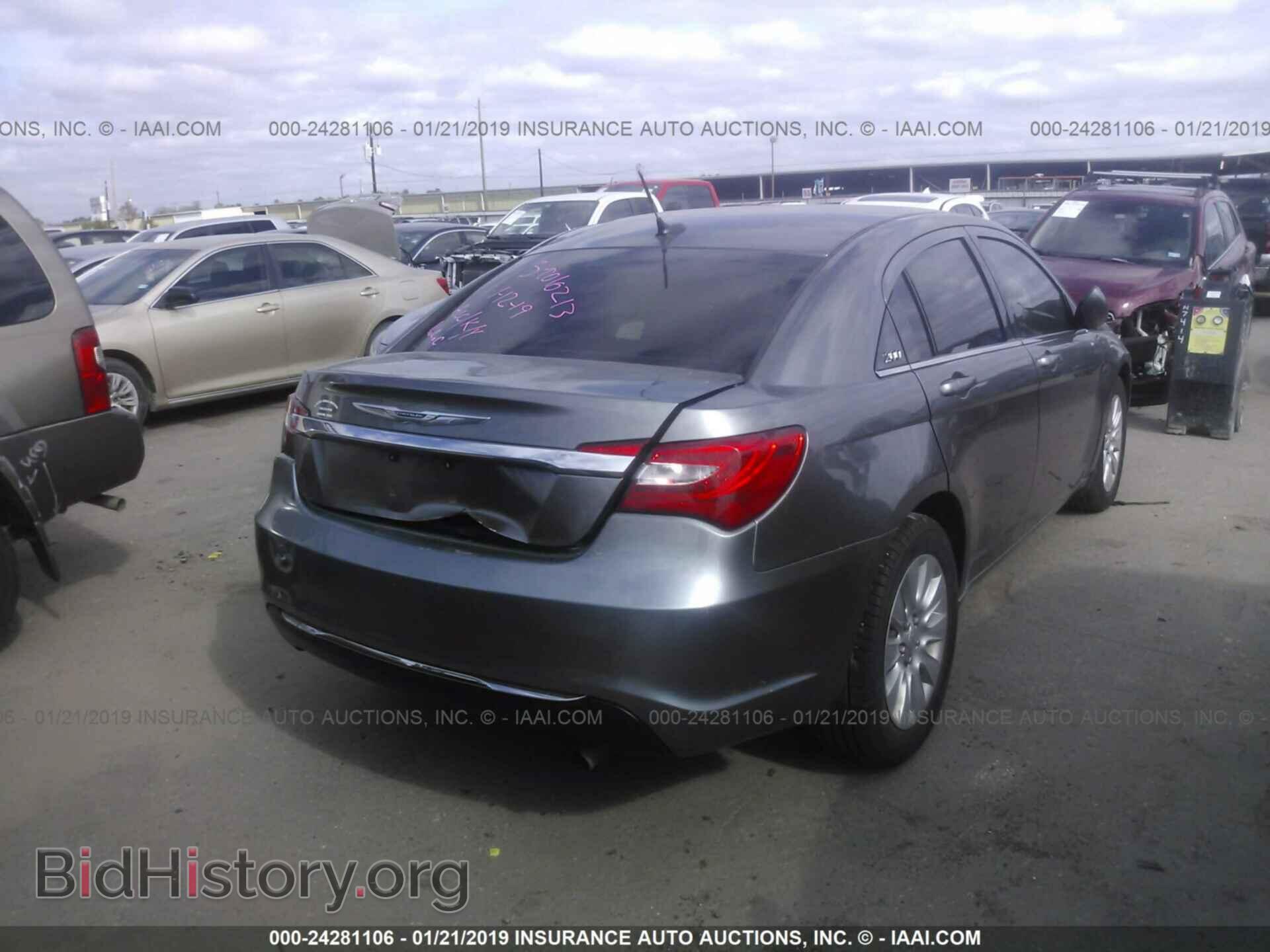 2013 CHRYSLER 200 - VIN: 1C3CCBAB1DN686188 - Photo 4