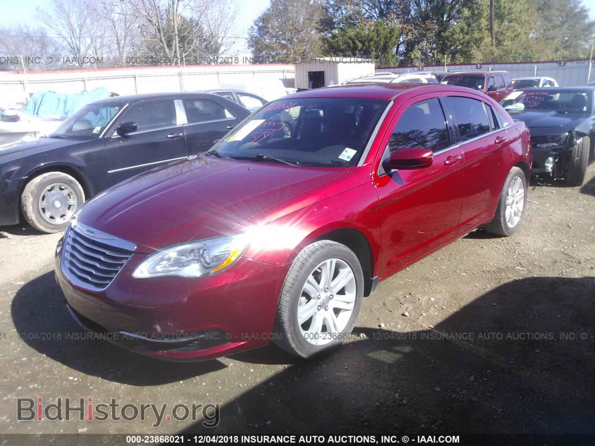 2014 CHRYSLER 200 - VIN: 1C3CCBBB1EN150227 - Photo 2