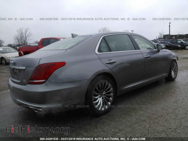 2018 Genesis G90 (VIN KMHG34JA8JU045066) — фото 4 из 10