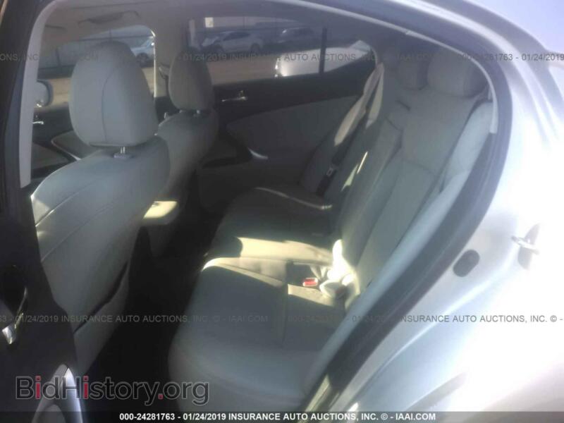 2007 Lexus IS (VIN JTHBK262875027093) — фото 8 из 10